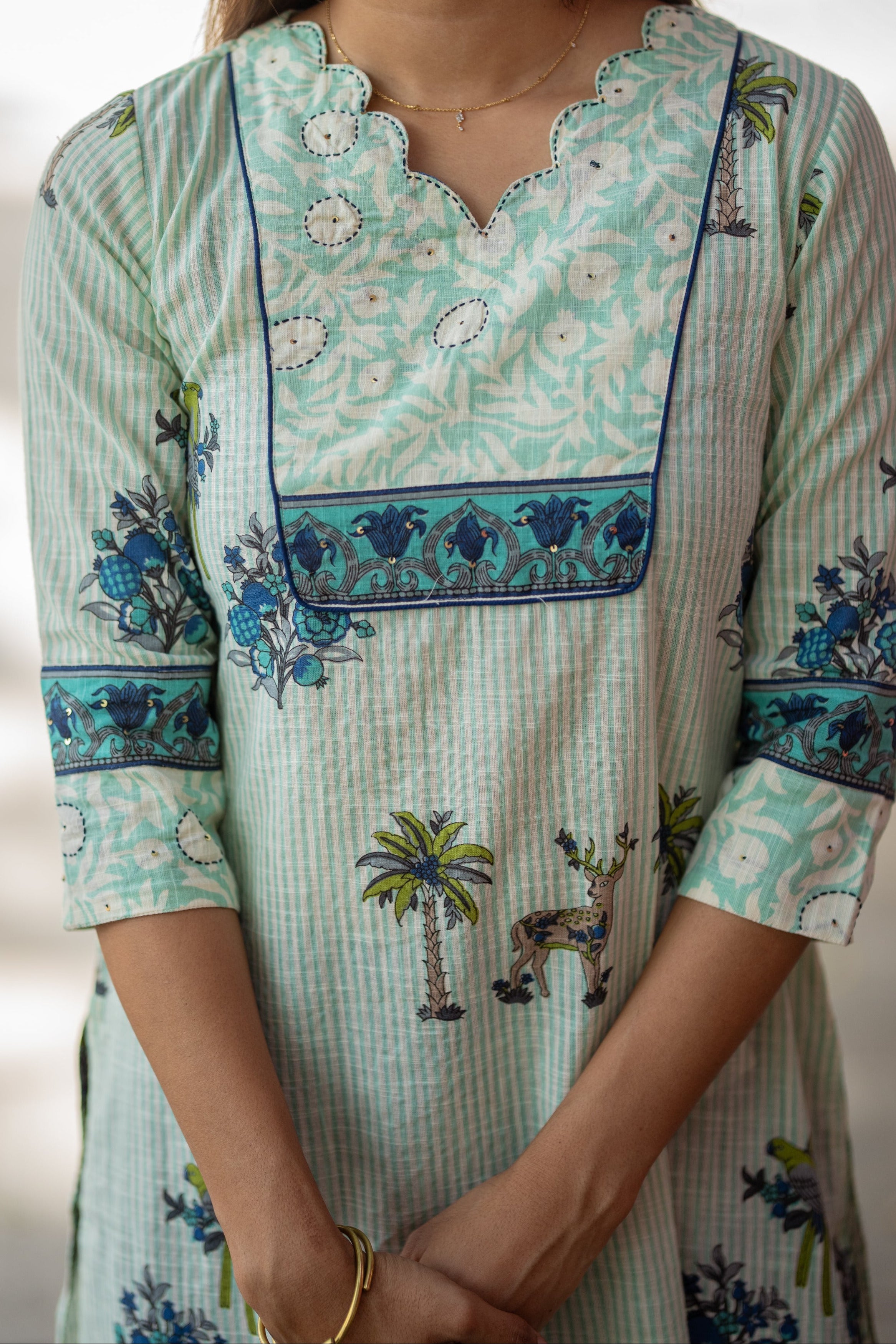 Charumalar A (Kurti+Dupatta)