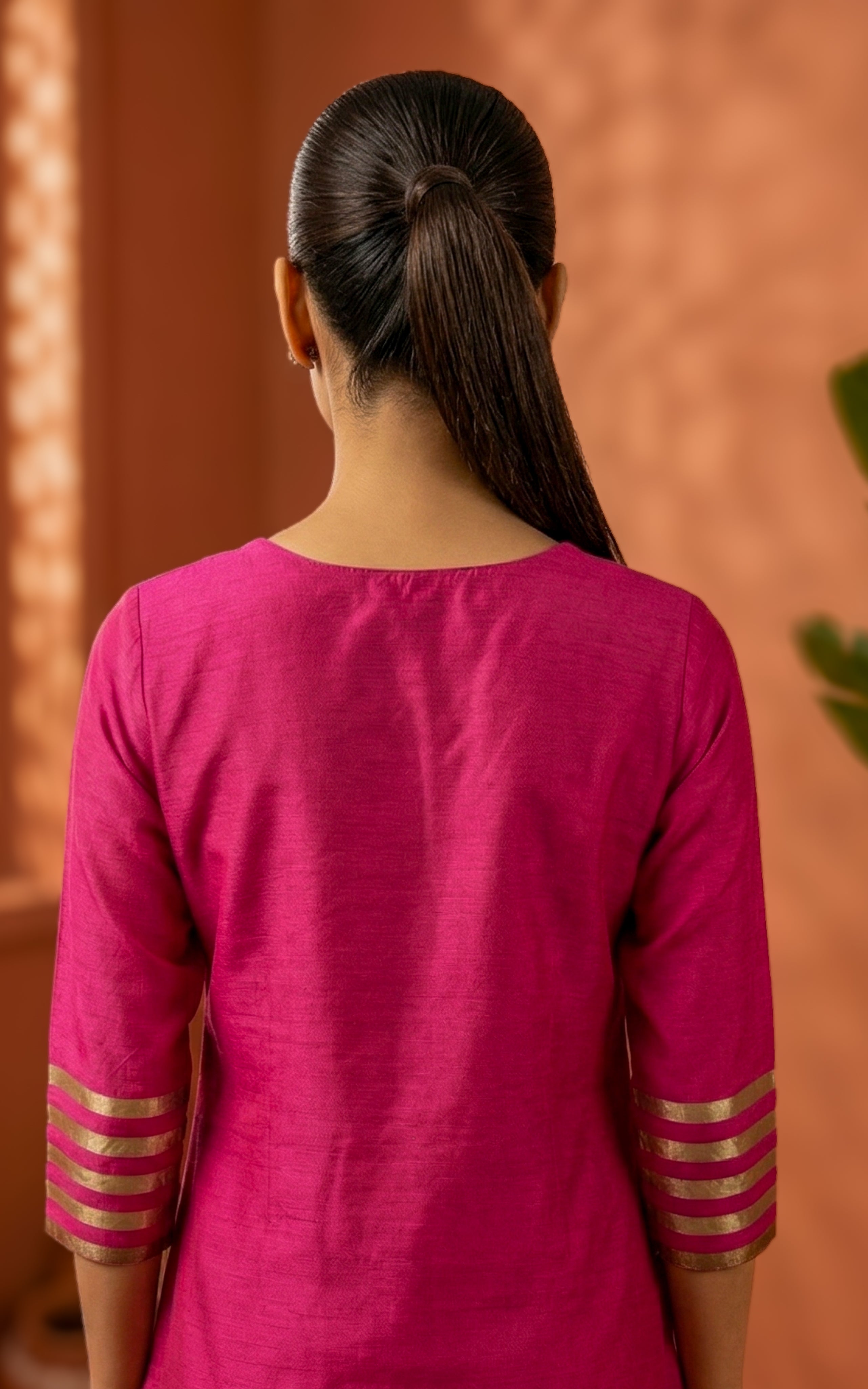 Nilavazhagi Pink (Kurti+Dupatta)