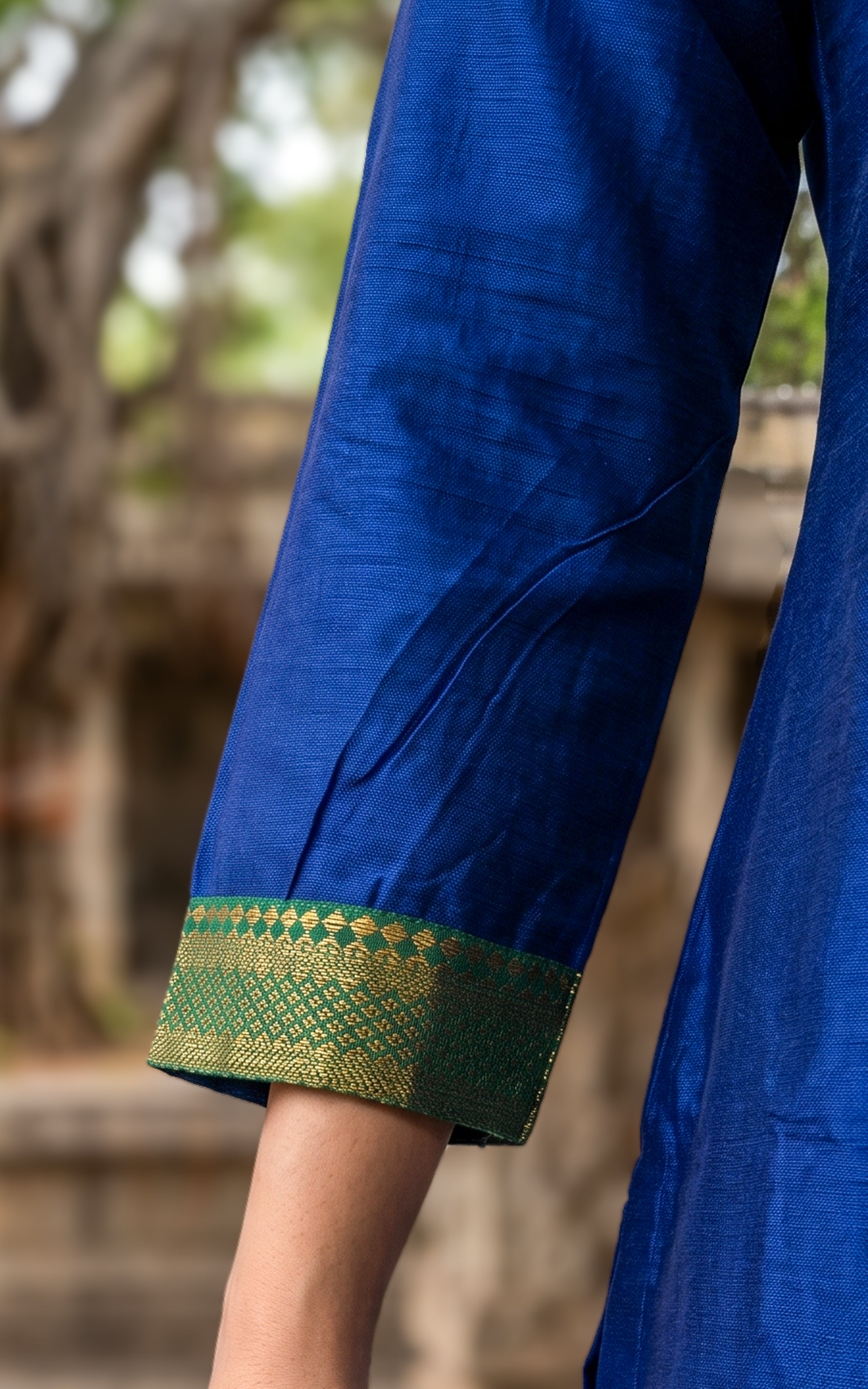 Myvizhi B (Kurti+Dupatta)