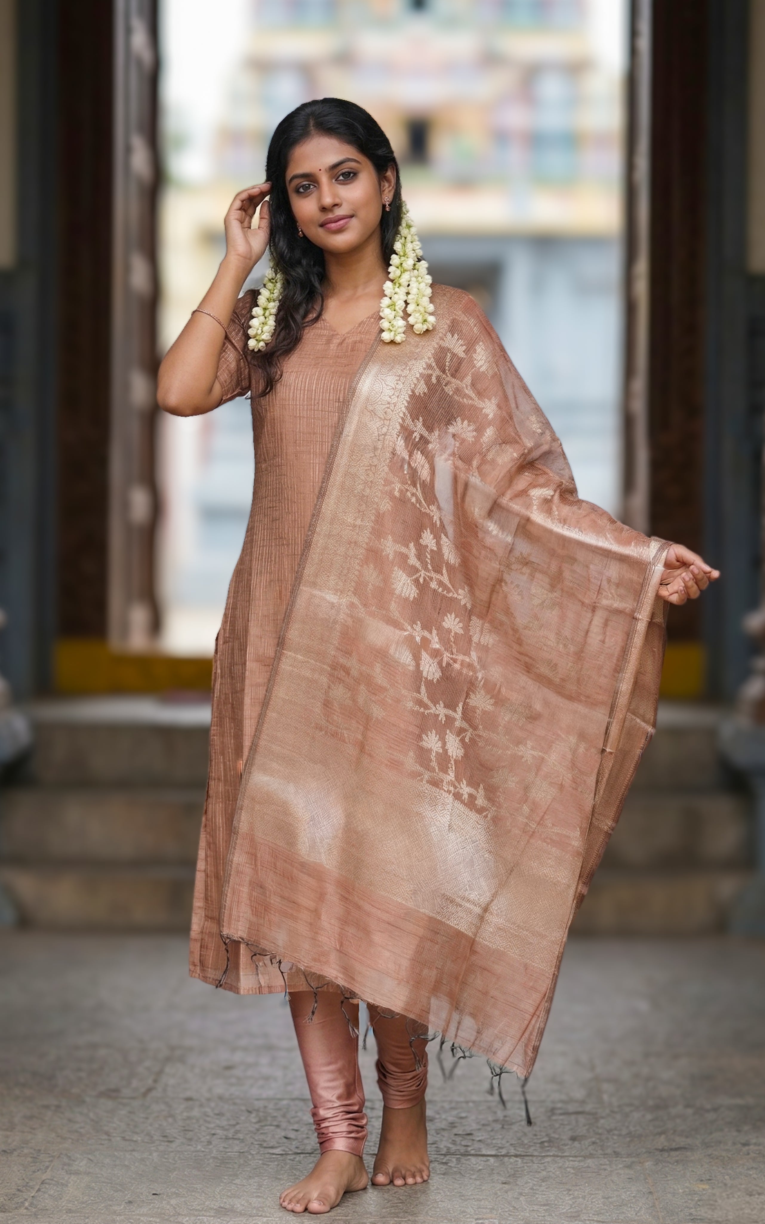 Vaanavi A (Kurti+Dupatta)