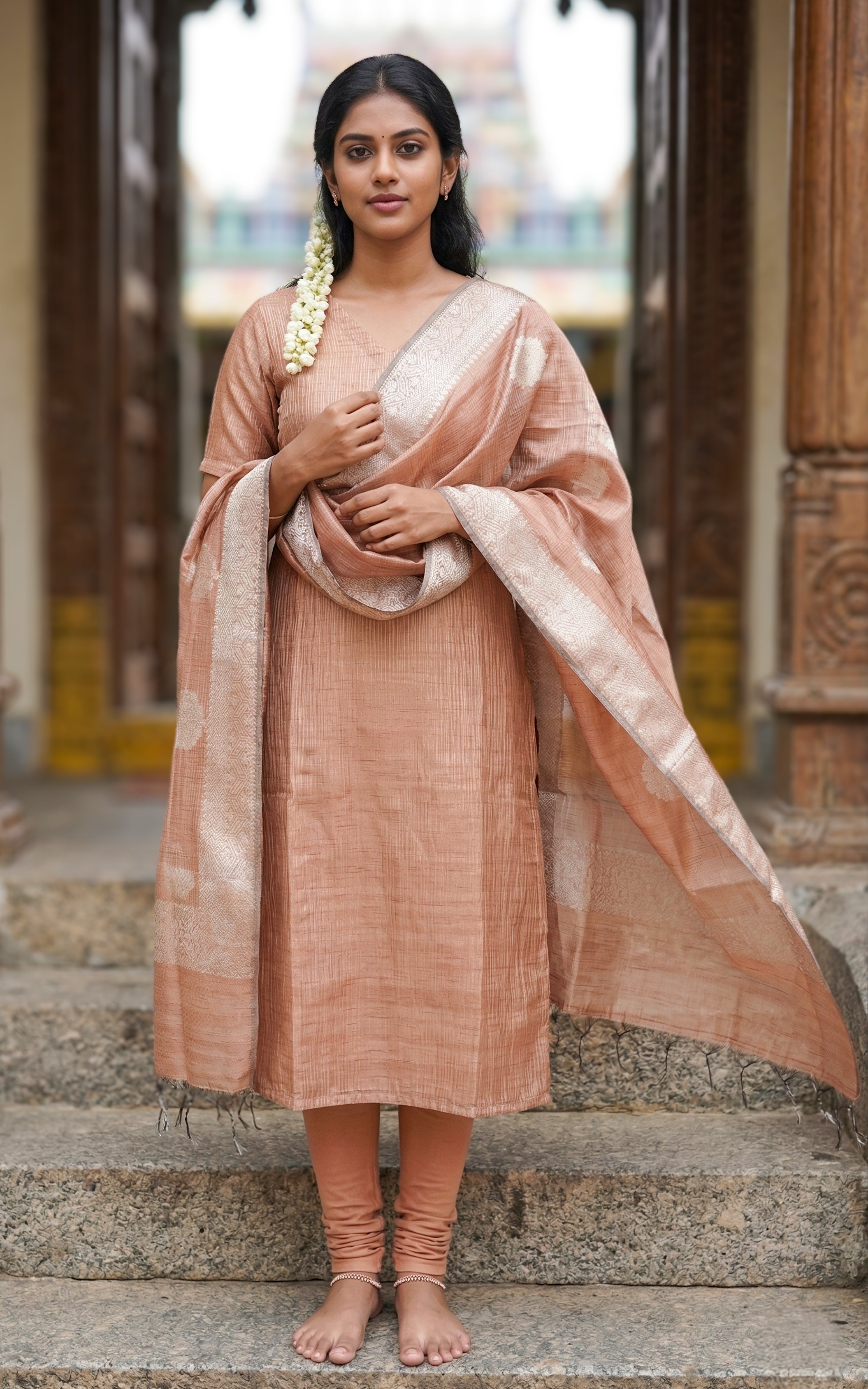 Vaanavi C (Kurti+Dupatta)