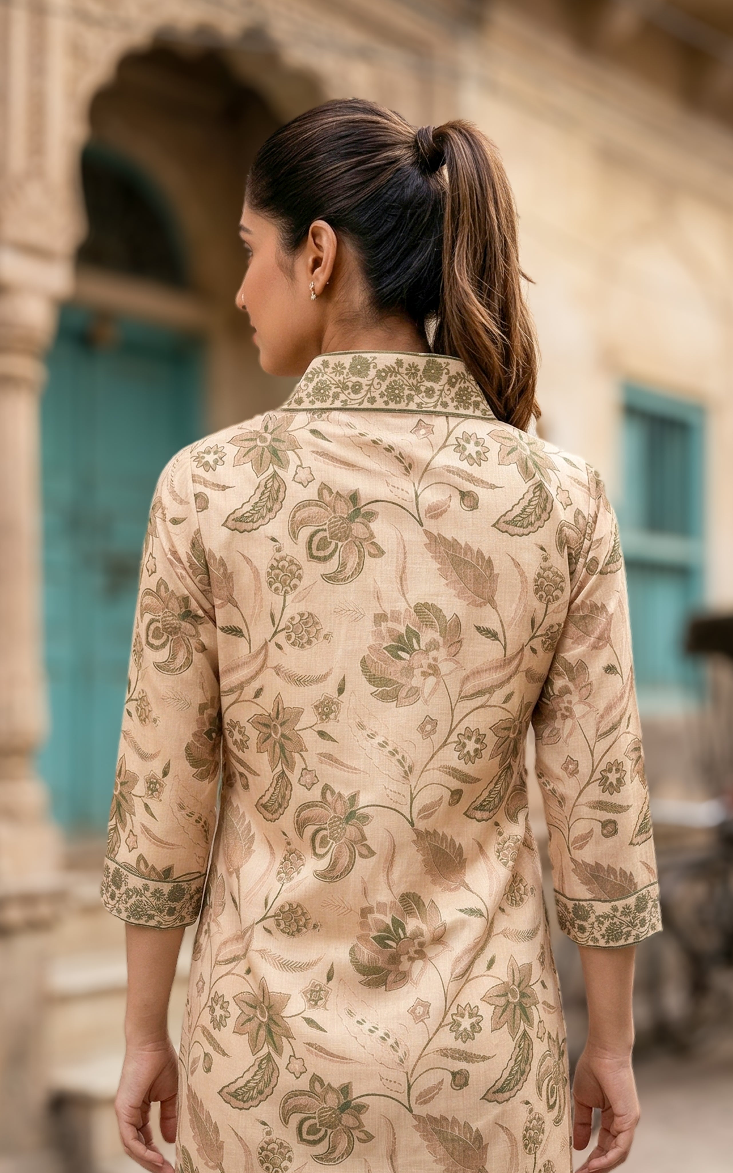 Aline Kurti with Collar Neck for Women