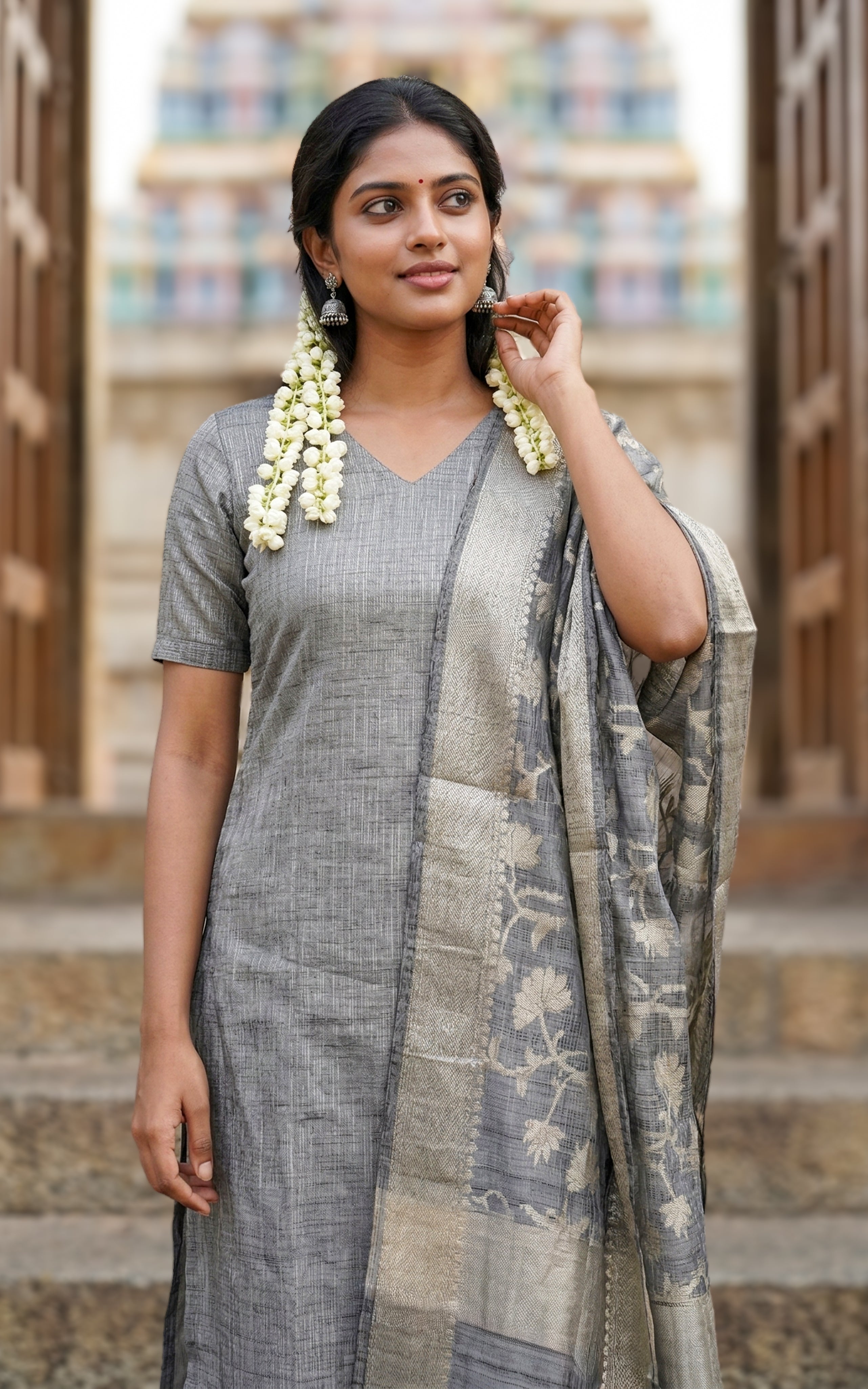 Jeyakodi C (Kurti+Dupatta)