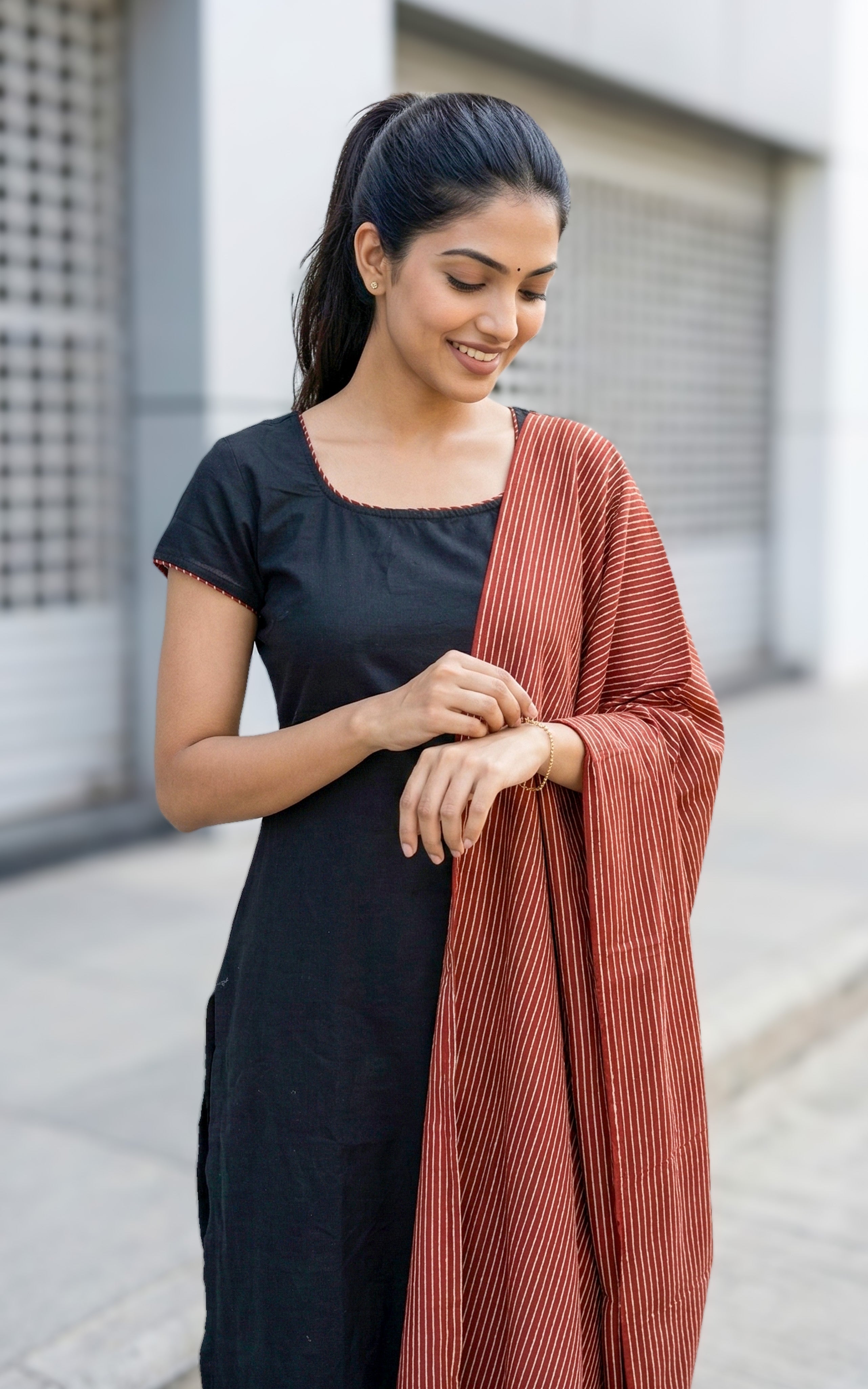 VTV Jessie Black B (Kurti+Dupatta)