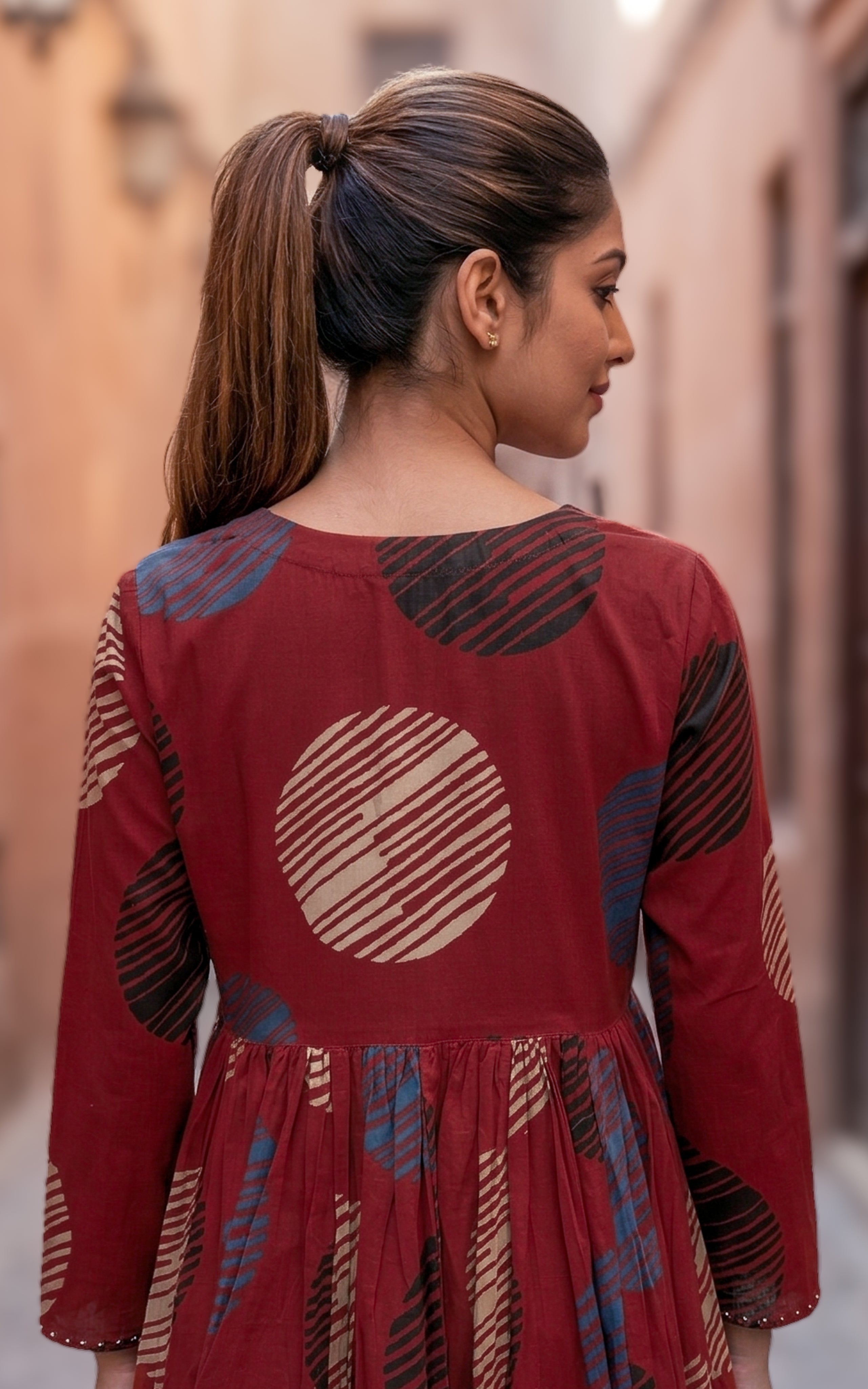Nangai Maroon