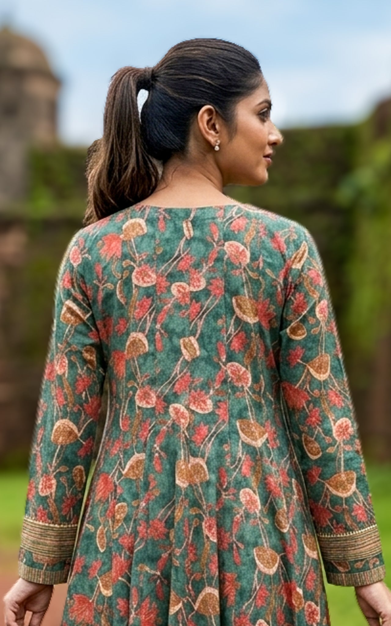 Riya B (Kurti+Dupatta)