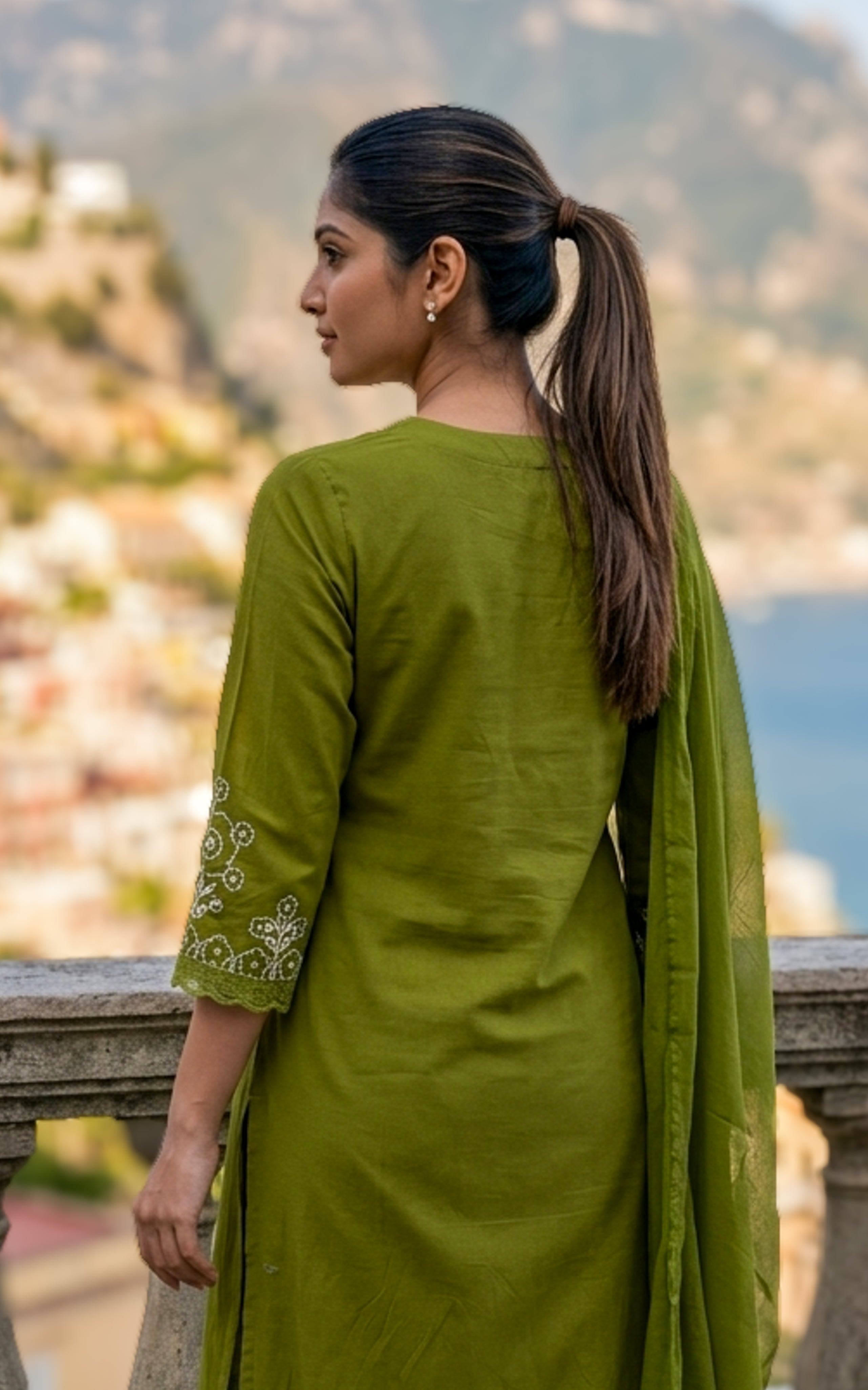 Green daily wear cotton kurti set for women
