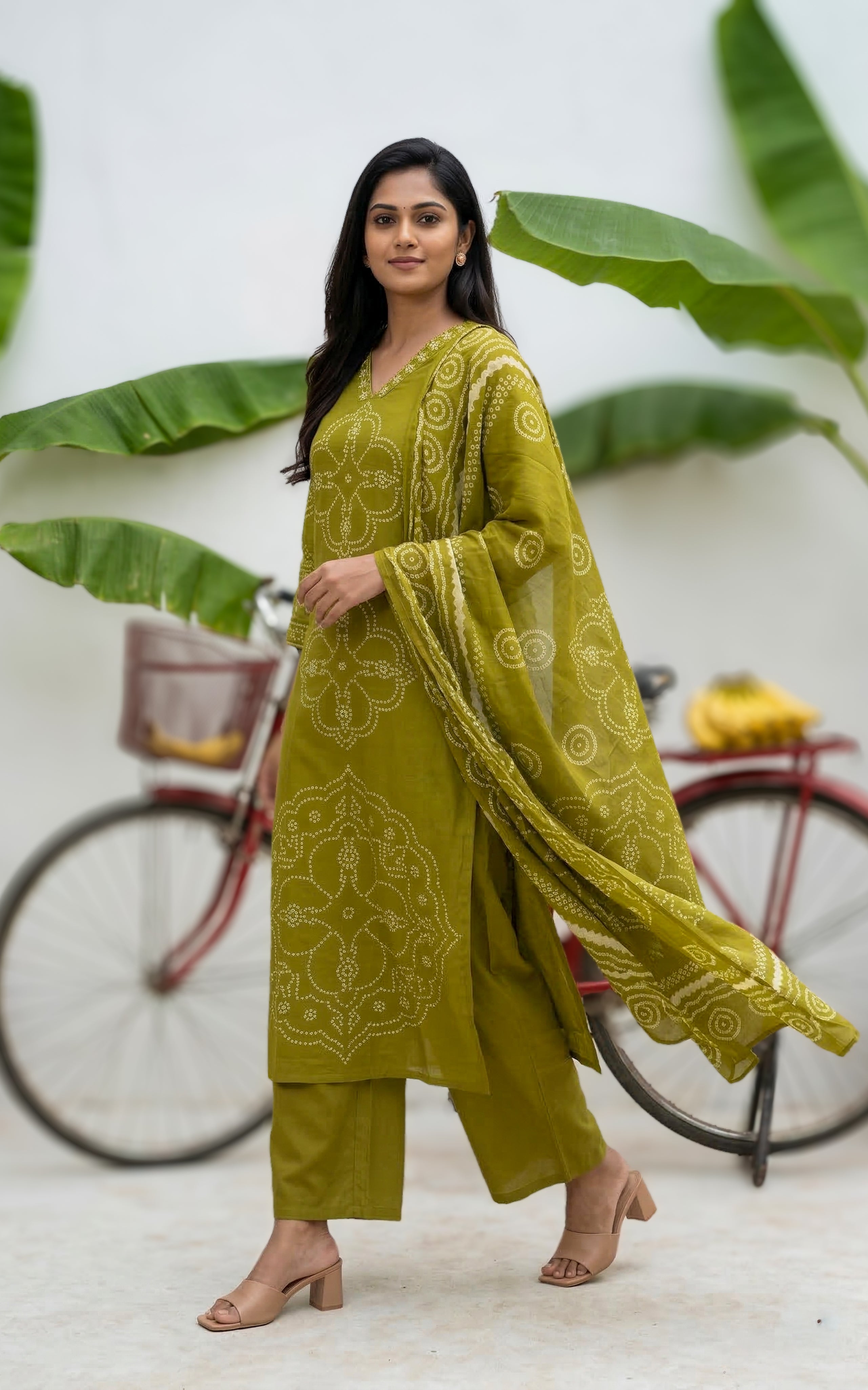 office wear cotton kurti set
simple formal kurti set for office
decent bandhani kurti for work
minimal printed kurti set