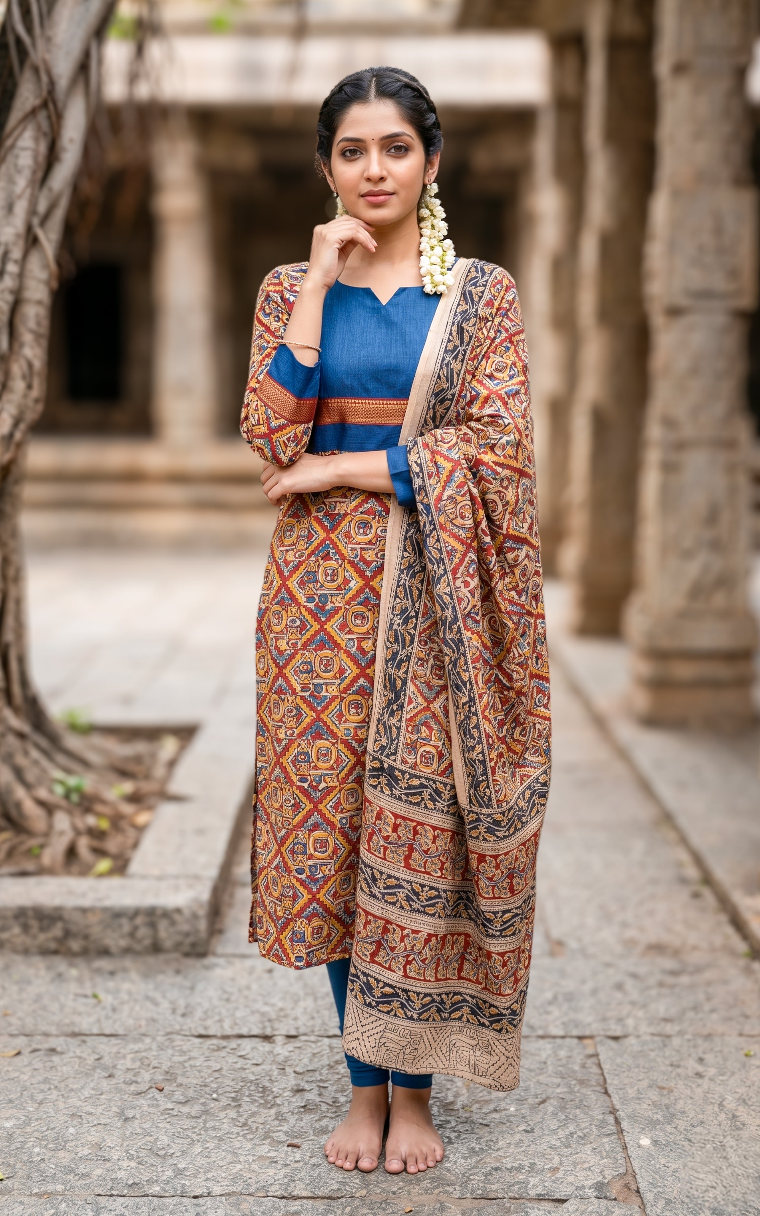 Avanitha B (Kurti+Dupatta)