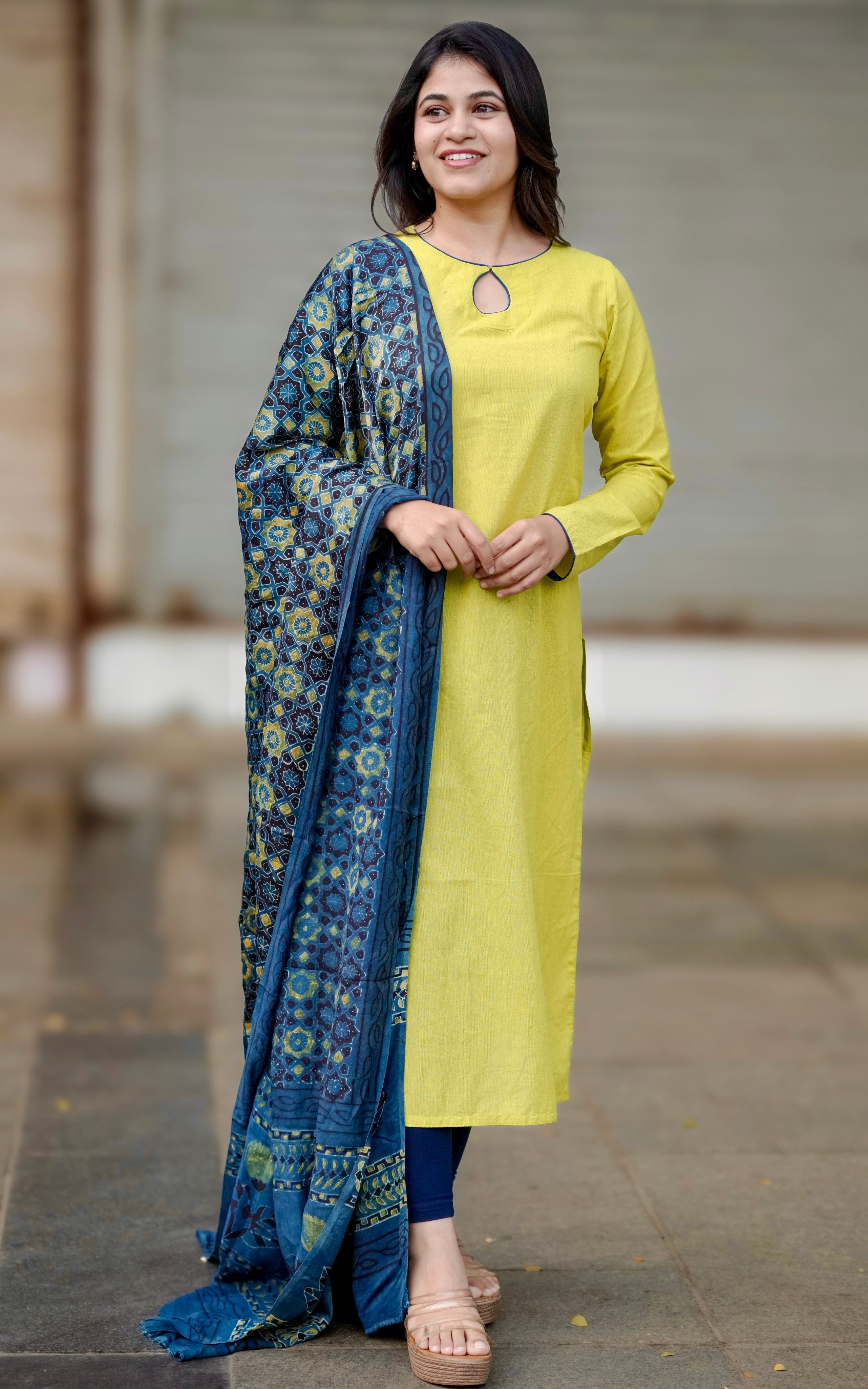 Nakshathra C (Kurti+Dupatta)