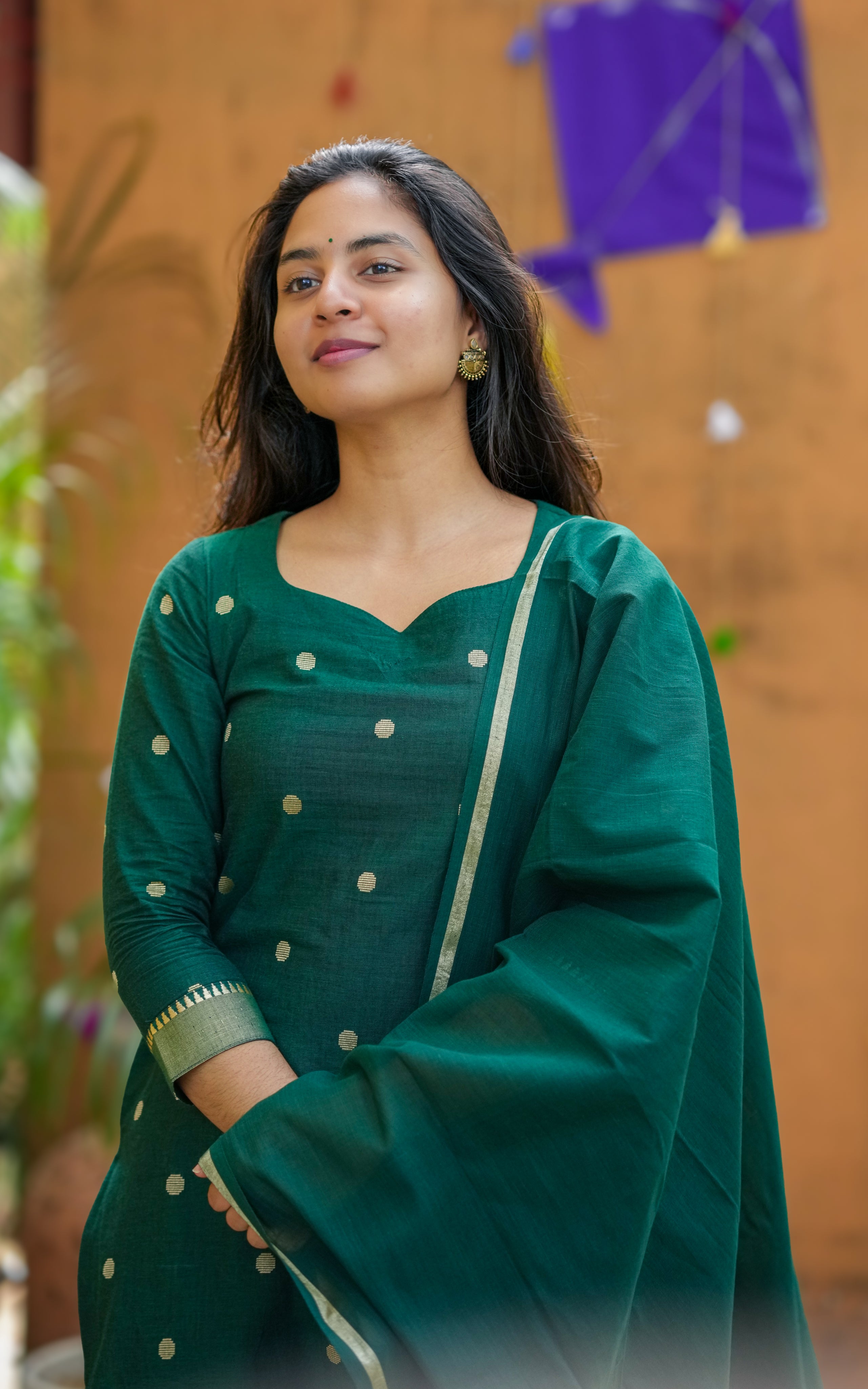 Instore – Bottle Green Nool Izhai Kurti with Dupatta for Women – South Cotton – Indian Ethnic Wear