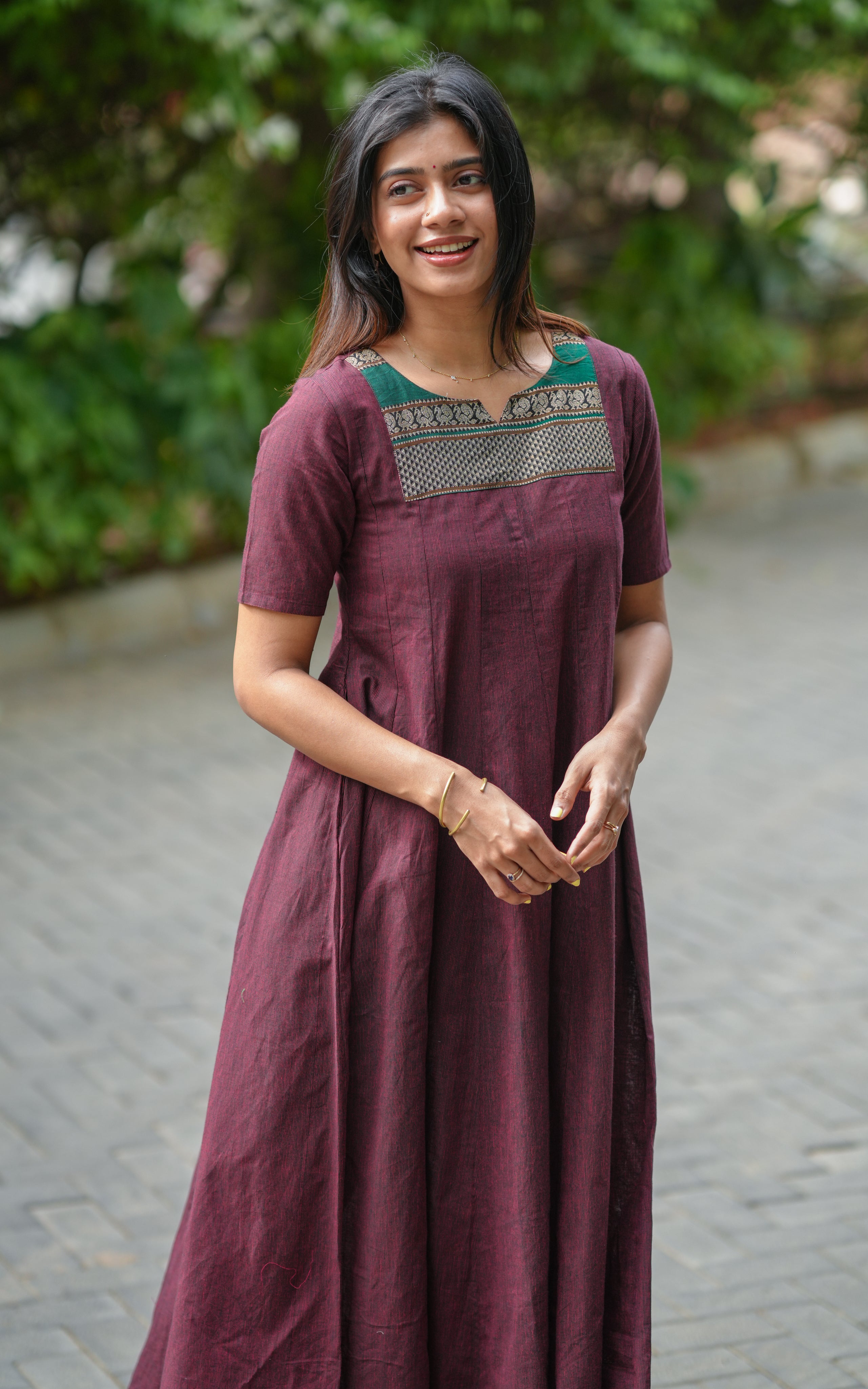 Jasmine Maroon