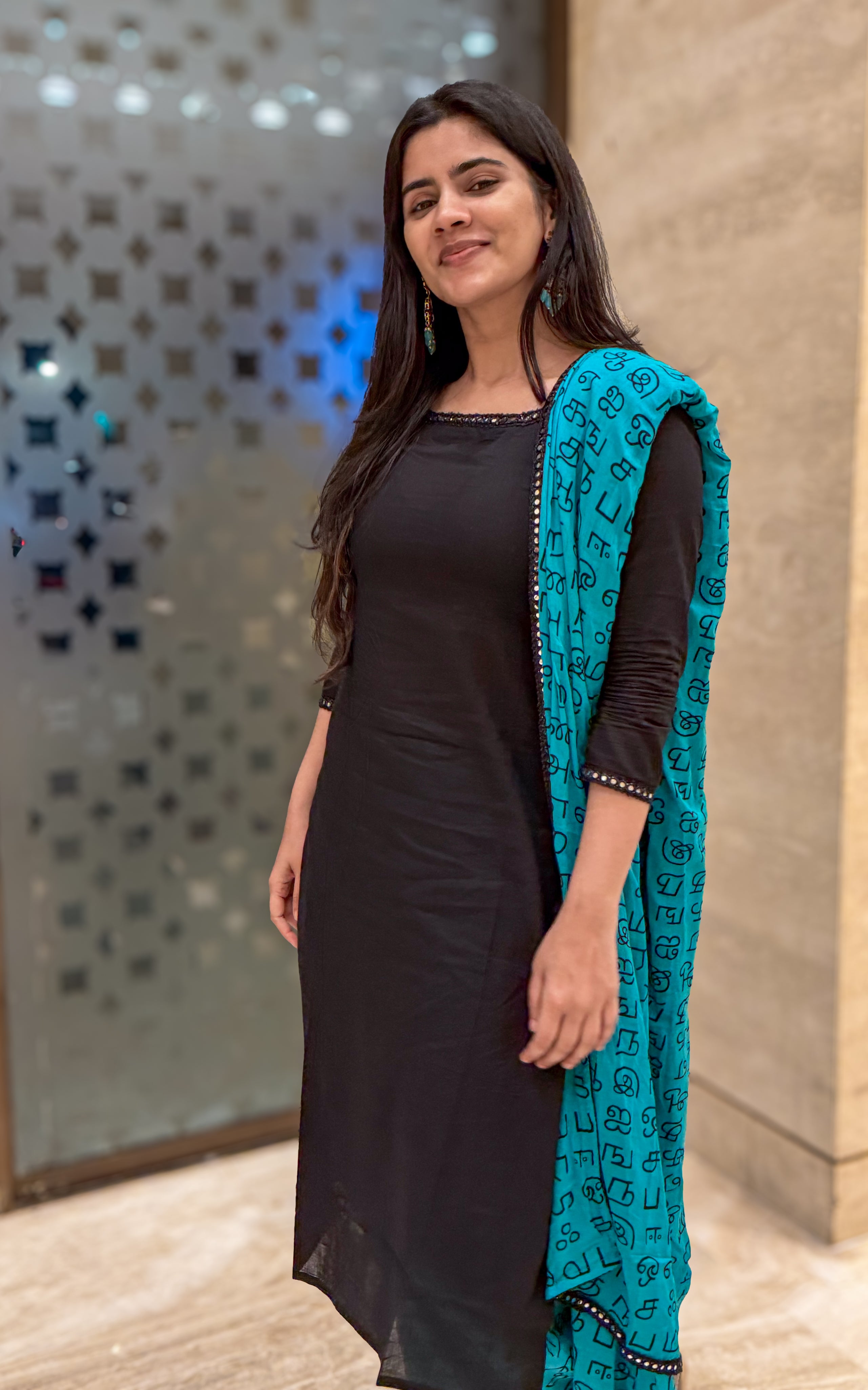 Idhu kathirvelan Kadhal Nayan 1 (Kurti+Pant+Dupatta)