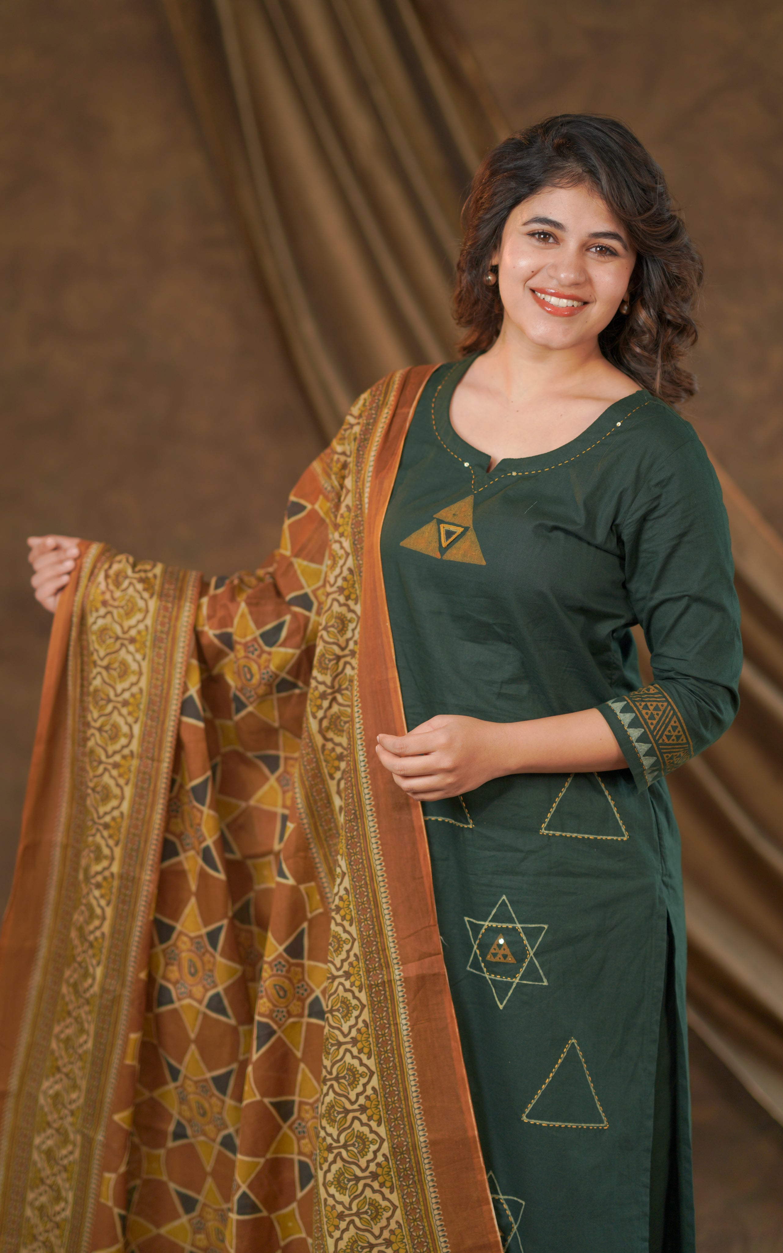 Jivika Handblock (Kurti+Pant+Dupatta)
