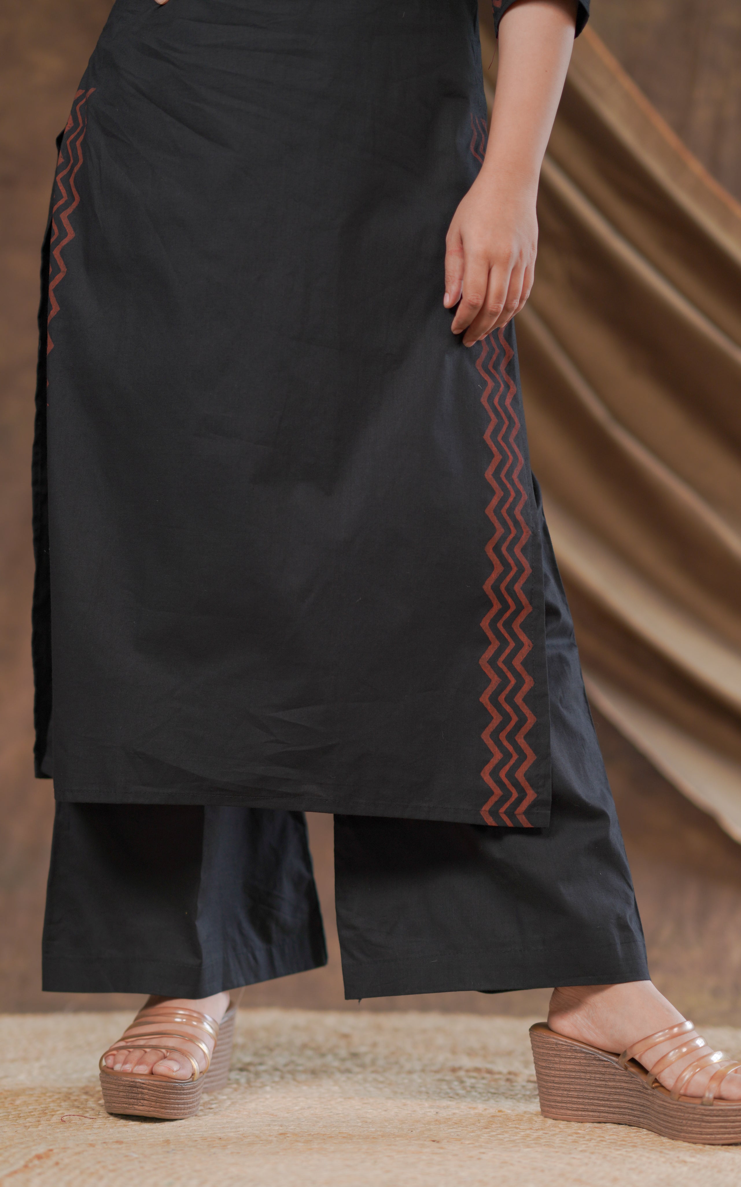 Straight-cut kurti set for women
