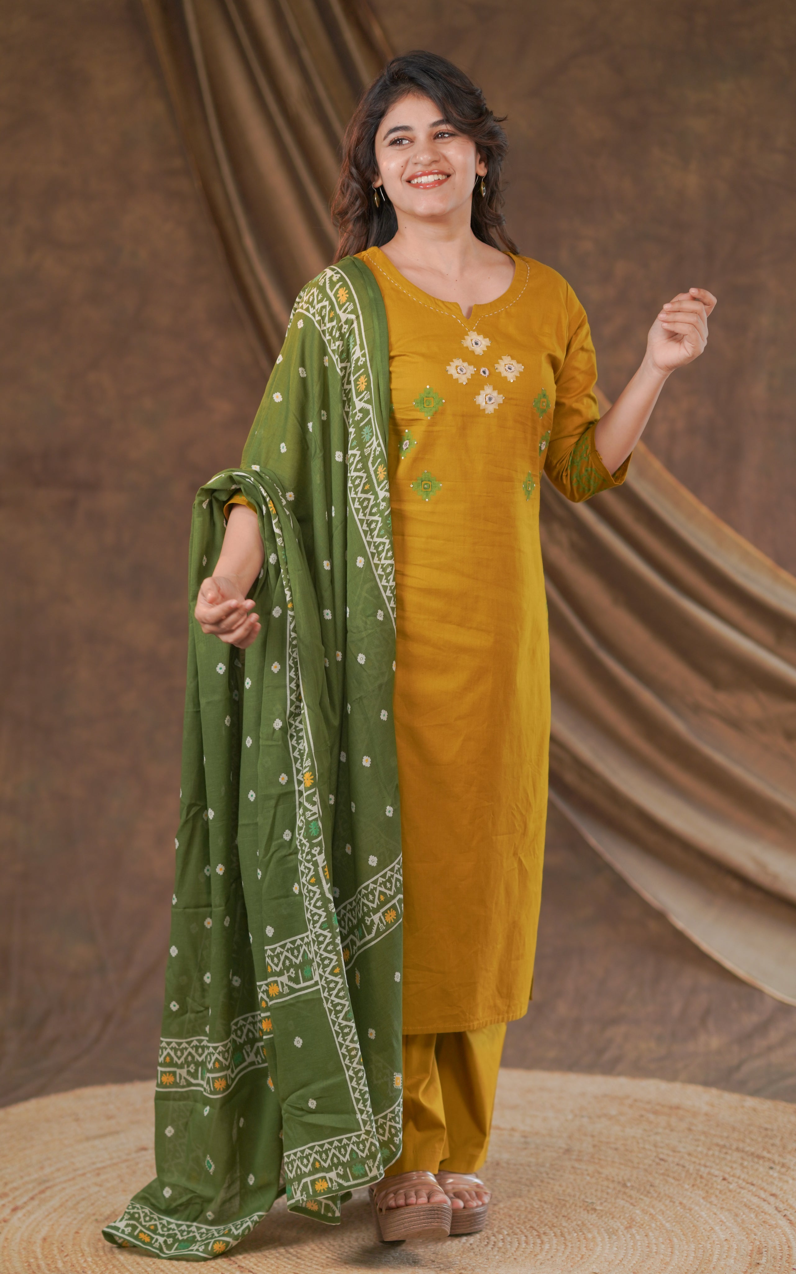 Rasvini Handblock (Kurti+Pant+Dupatta)