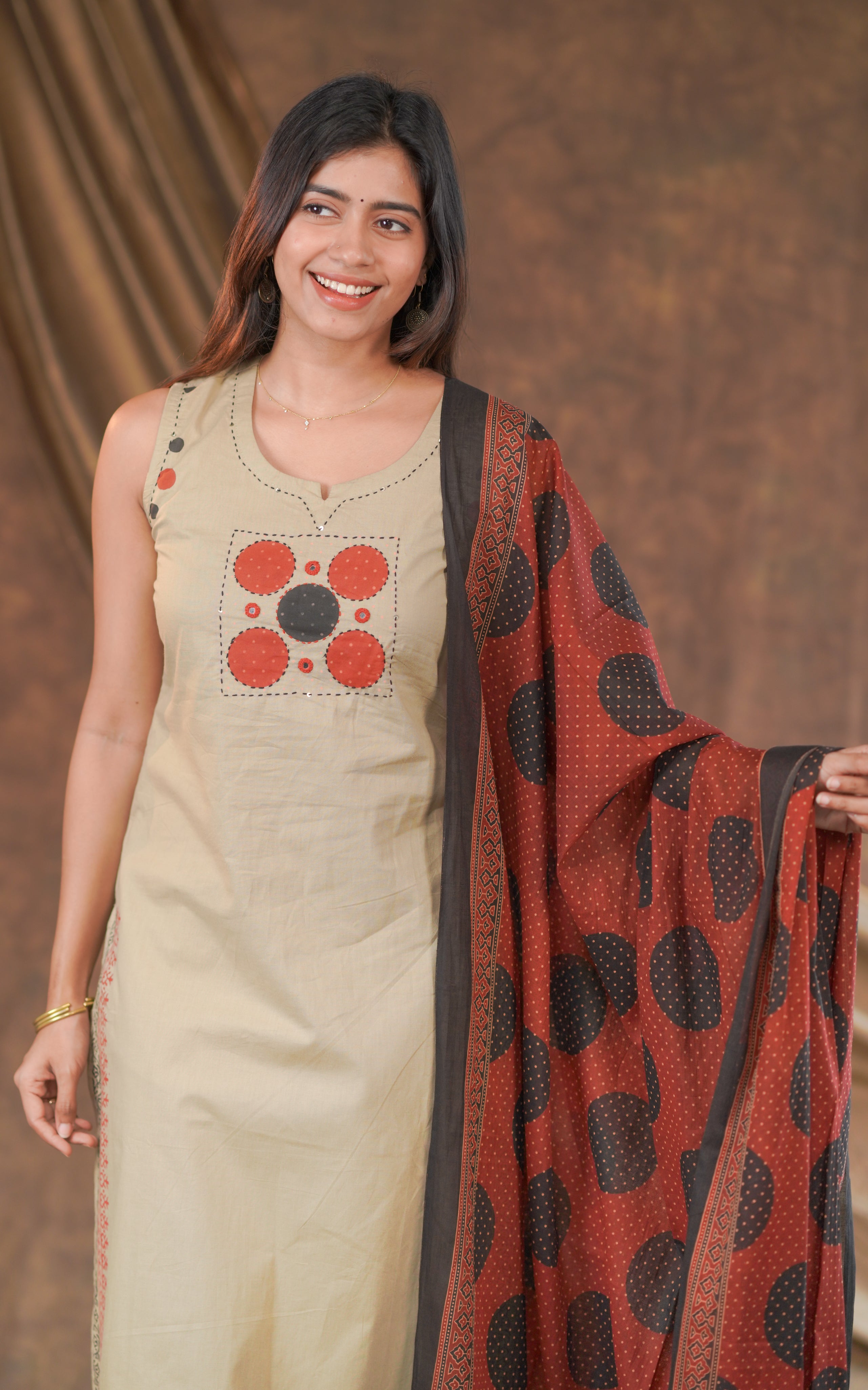 Varuda Handblock (Kurti+Pant+Dupatta)