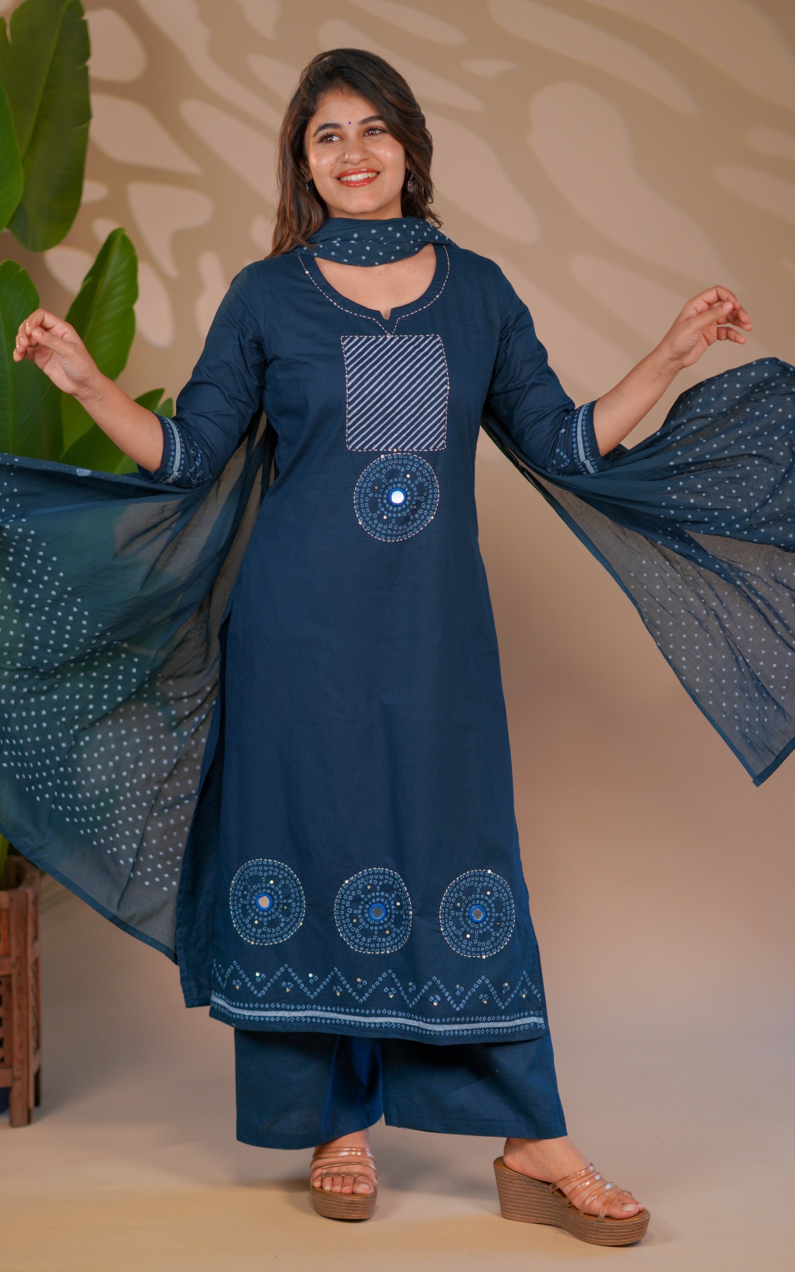 Straight-cut kurti set for women
