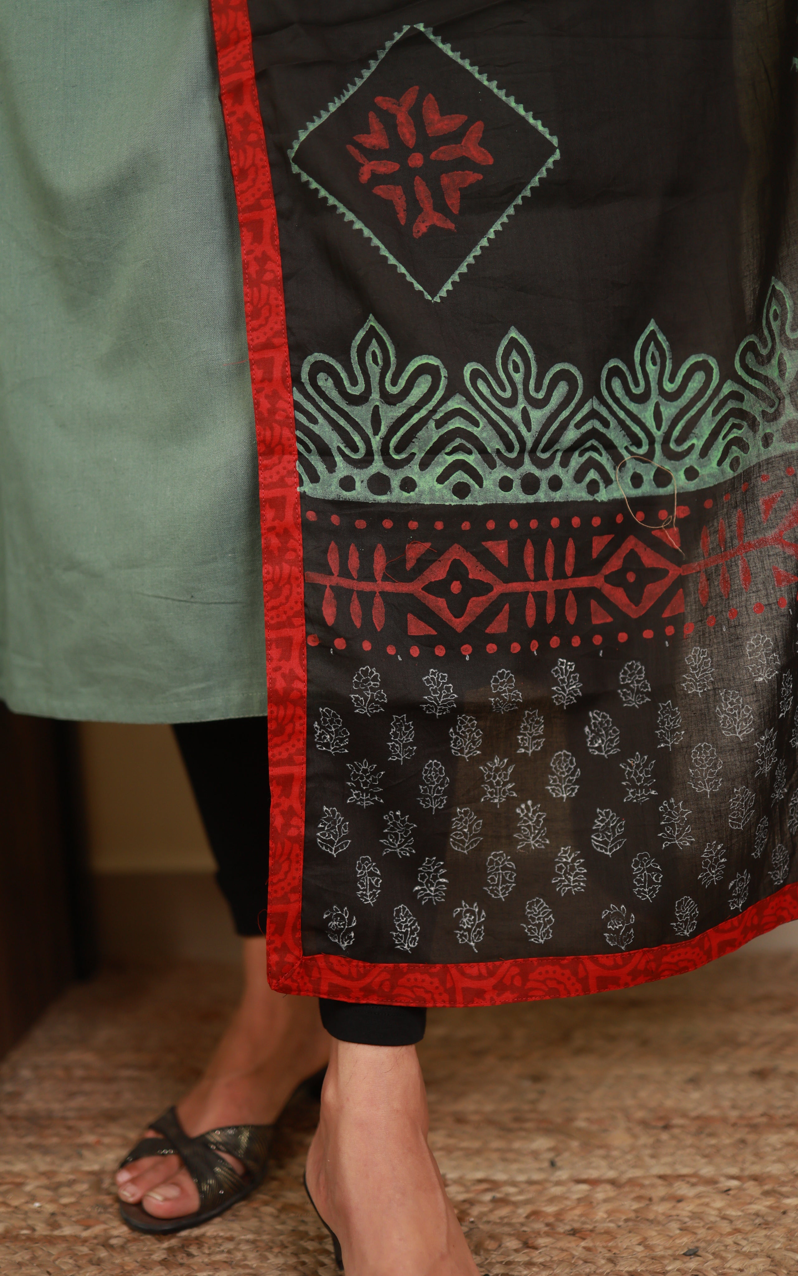 Akarsha (Kurti+Dupatta)