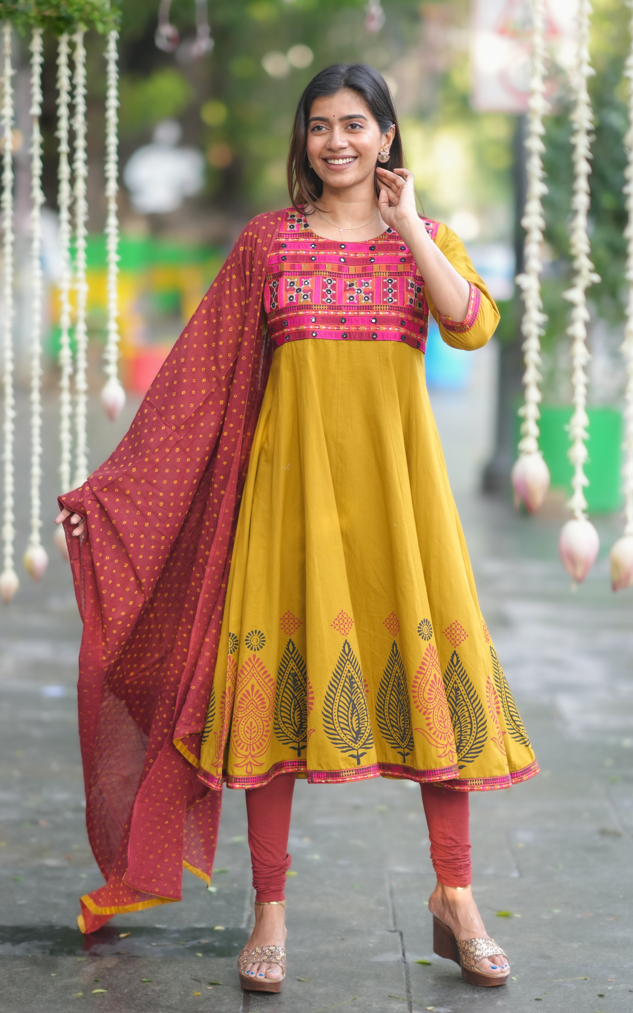 Poongkodi Mastard (Kurti+Dupatta)