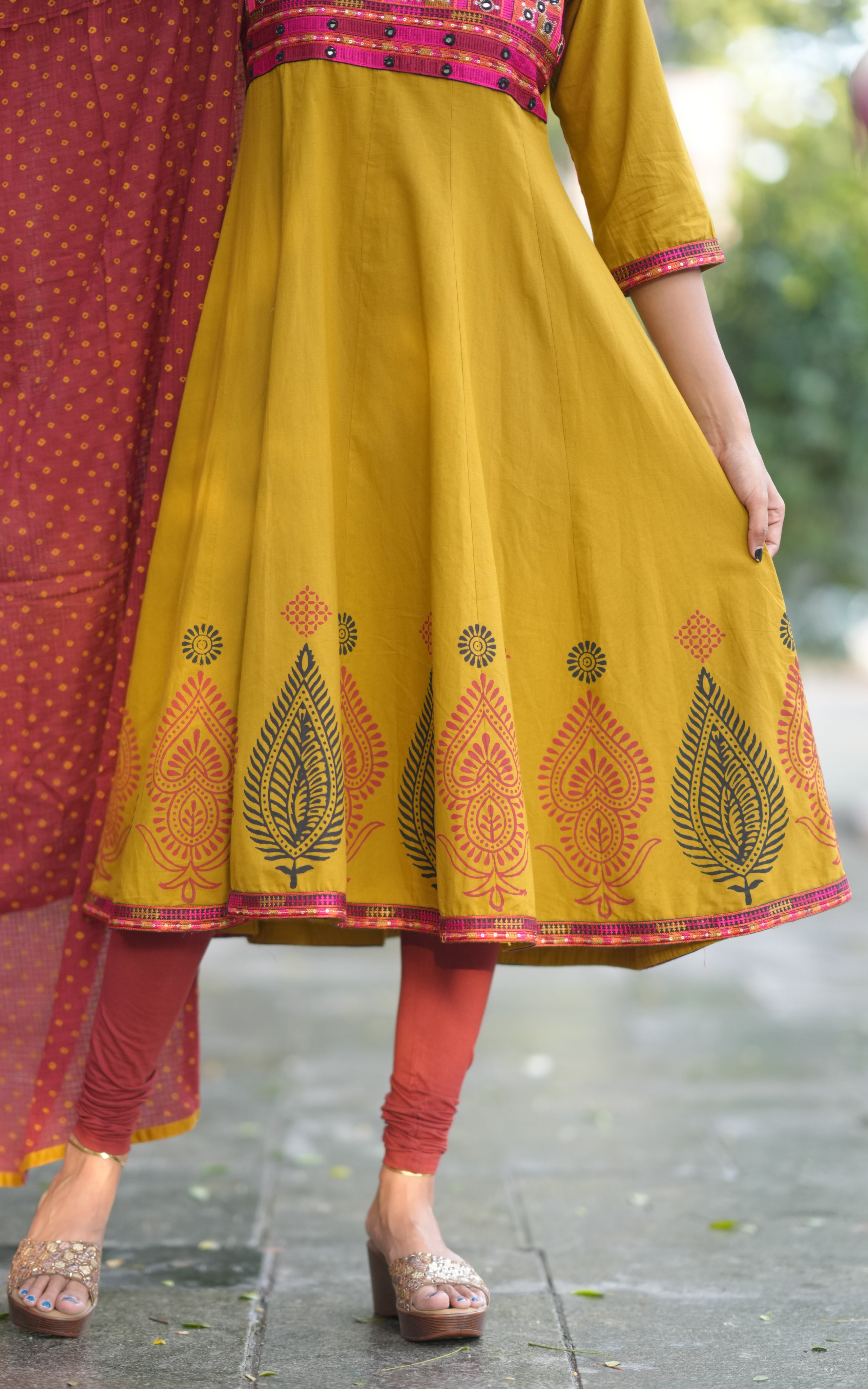 Poongkodi Mastard (Kurti+Dupatta)