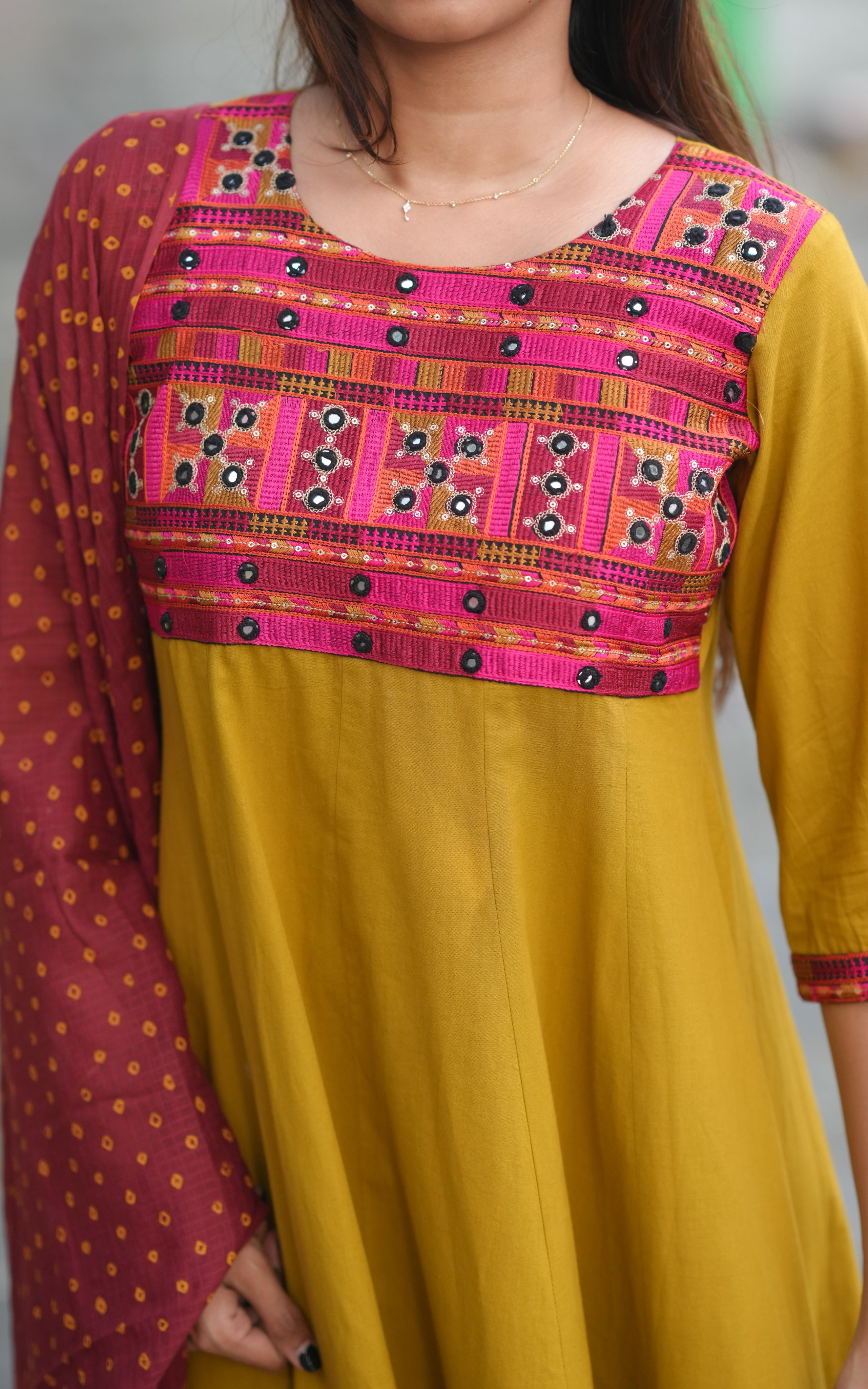Poongkodi Mastard (Kurti+Dupatta)