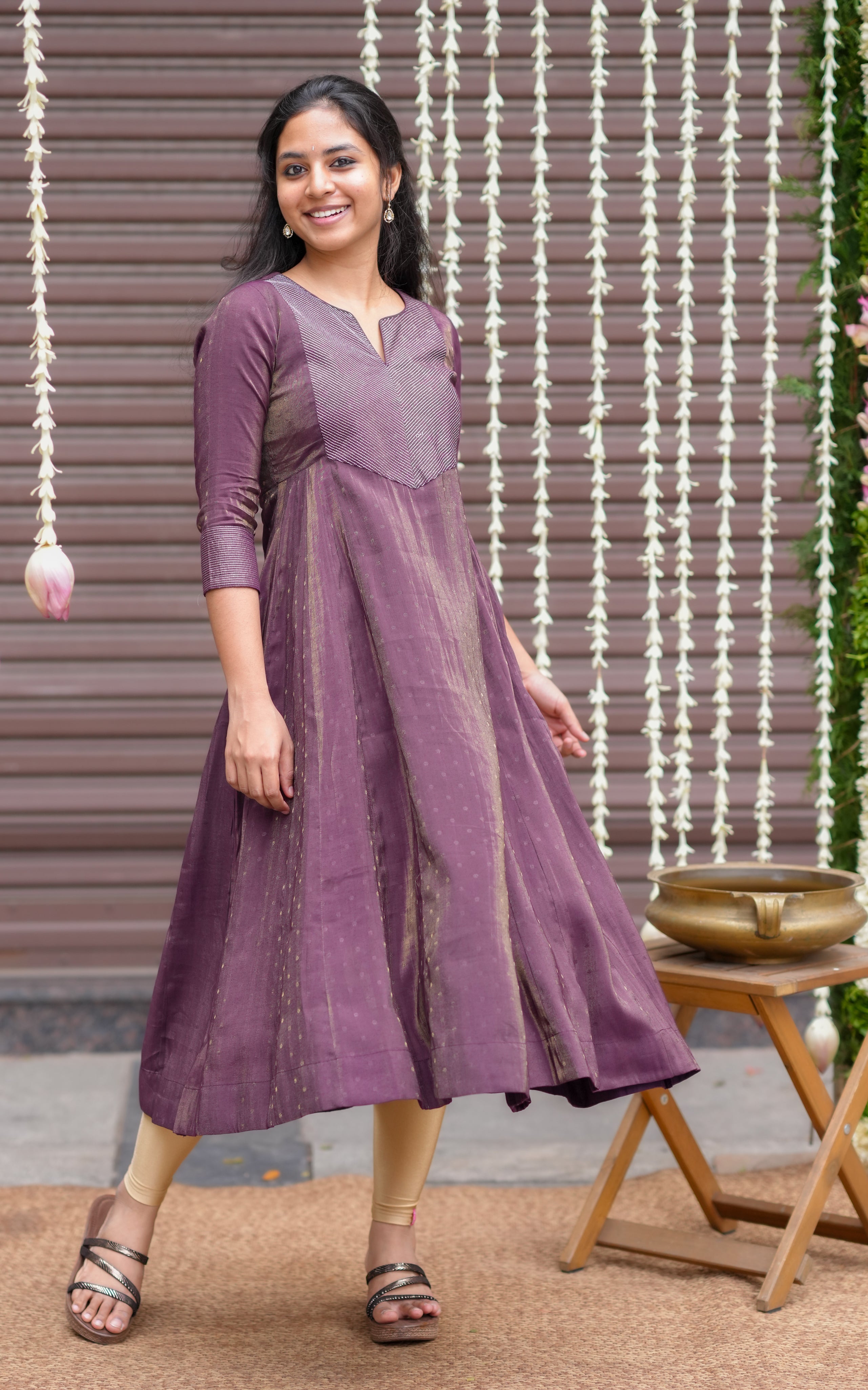 Avni Plum