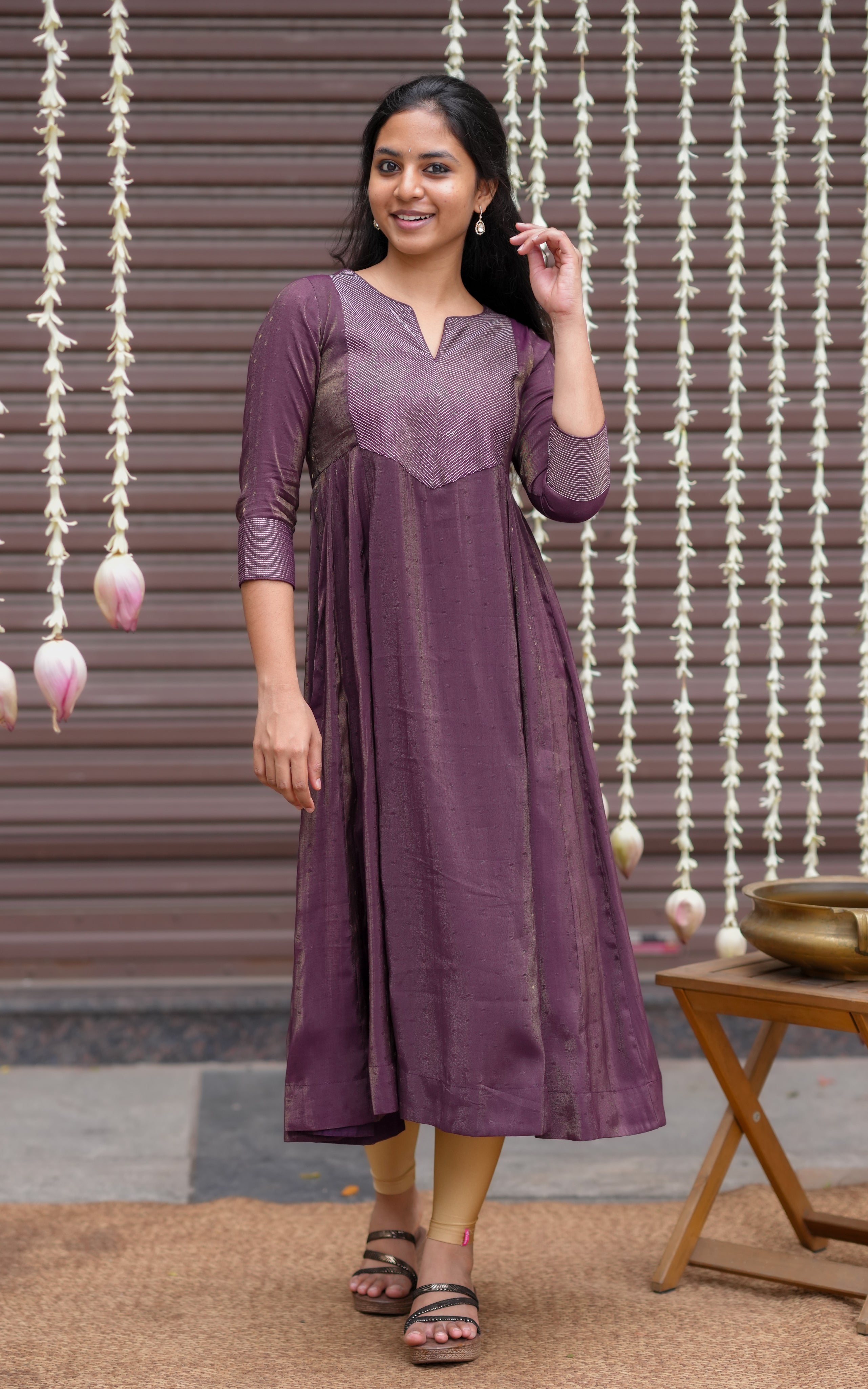 Avni Plum