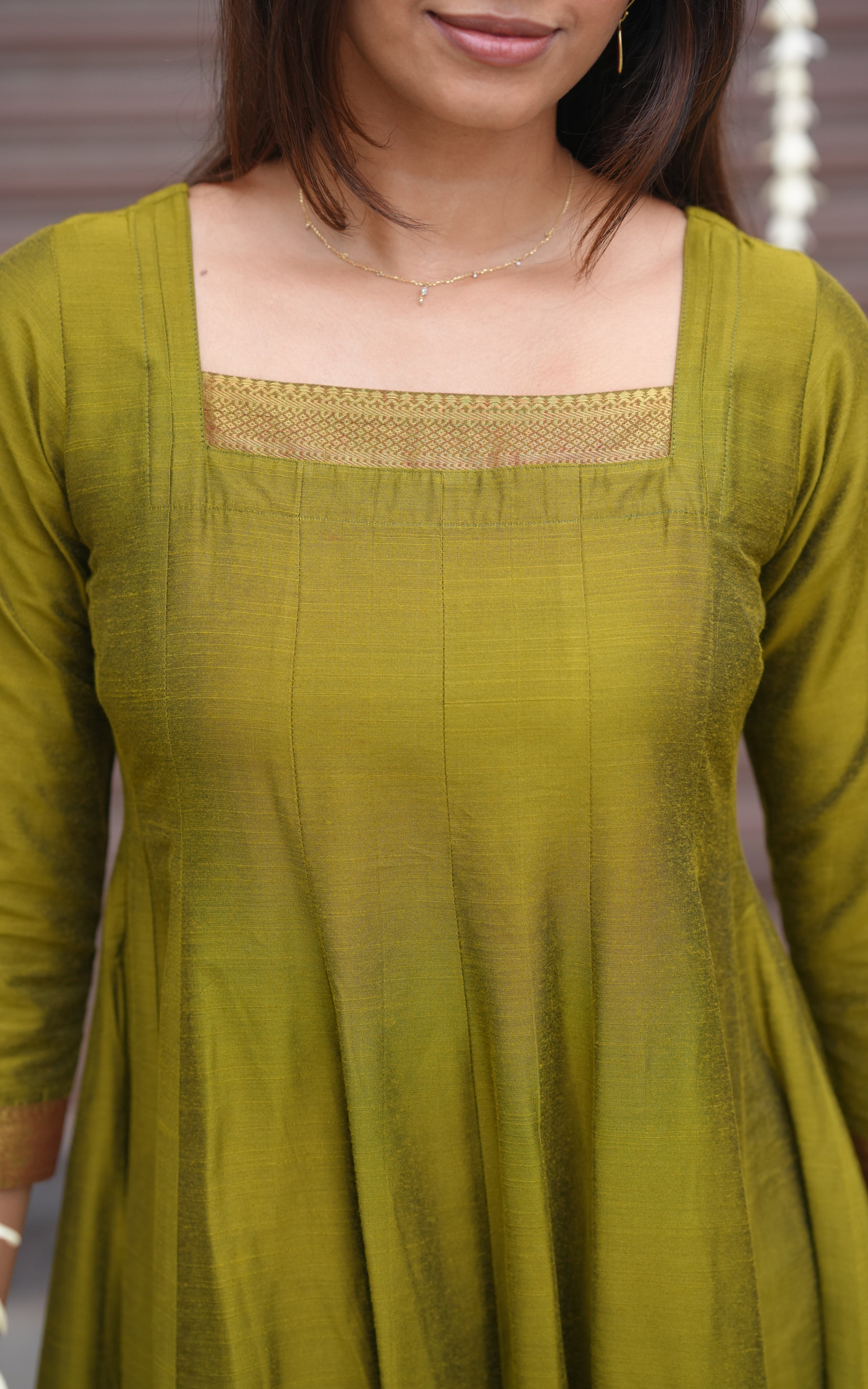 Suzhali Mehandi Green (Kurti+Dupatta)