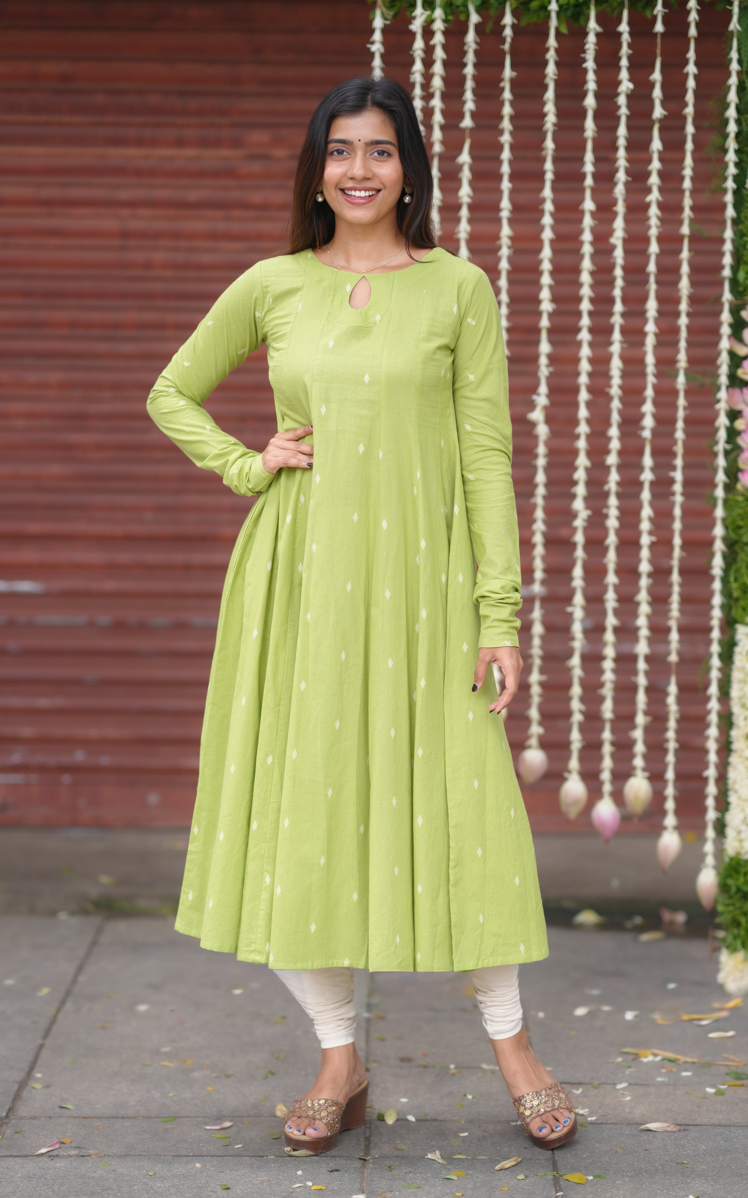 Ponnika Light Green