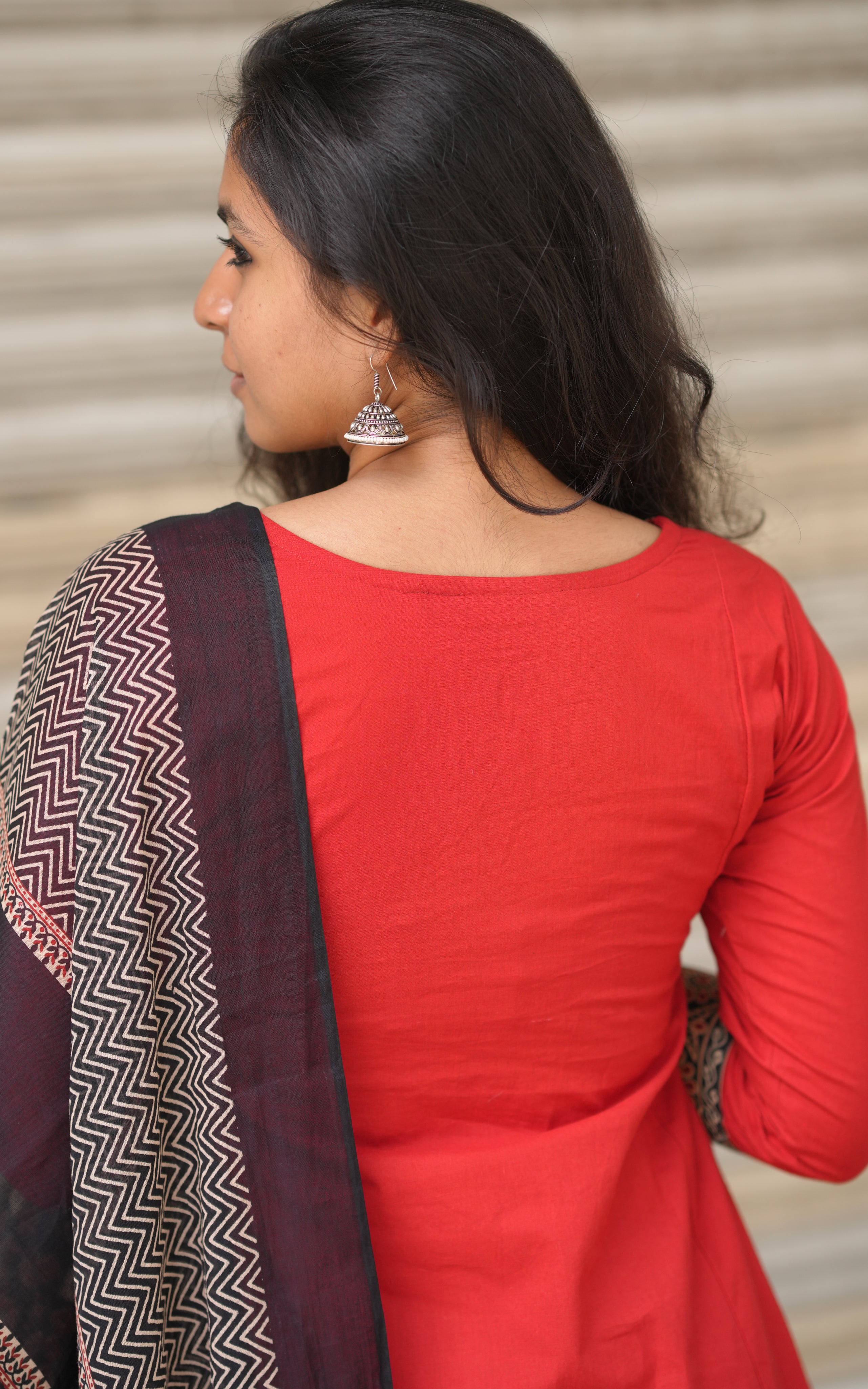 Moni Red (Kurti+Dupatta)
