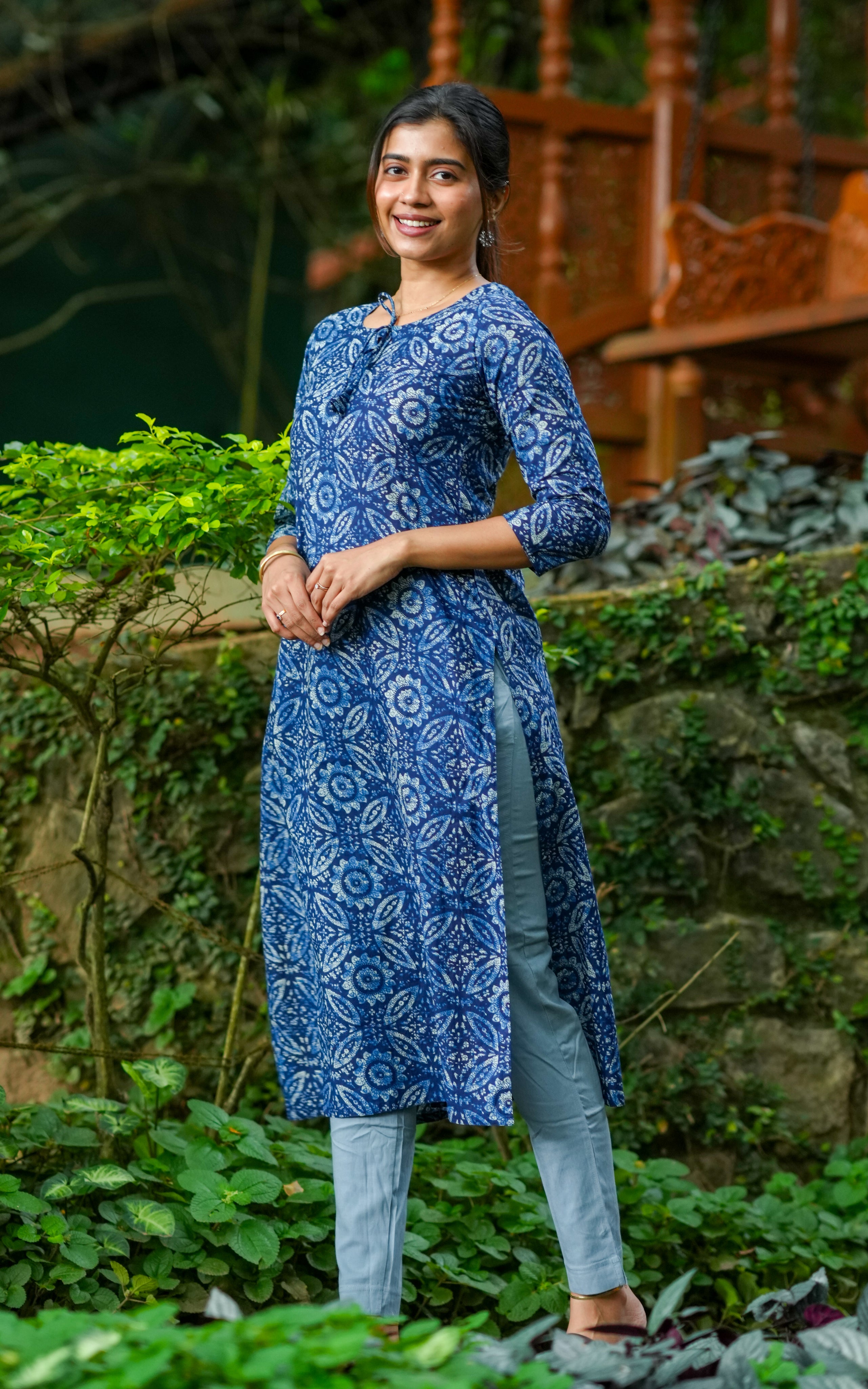  A soft, breathable fabric meets timeless design — perfect for long days and special moments alike