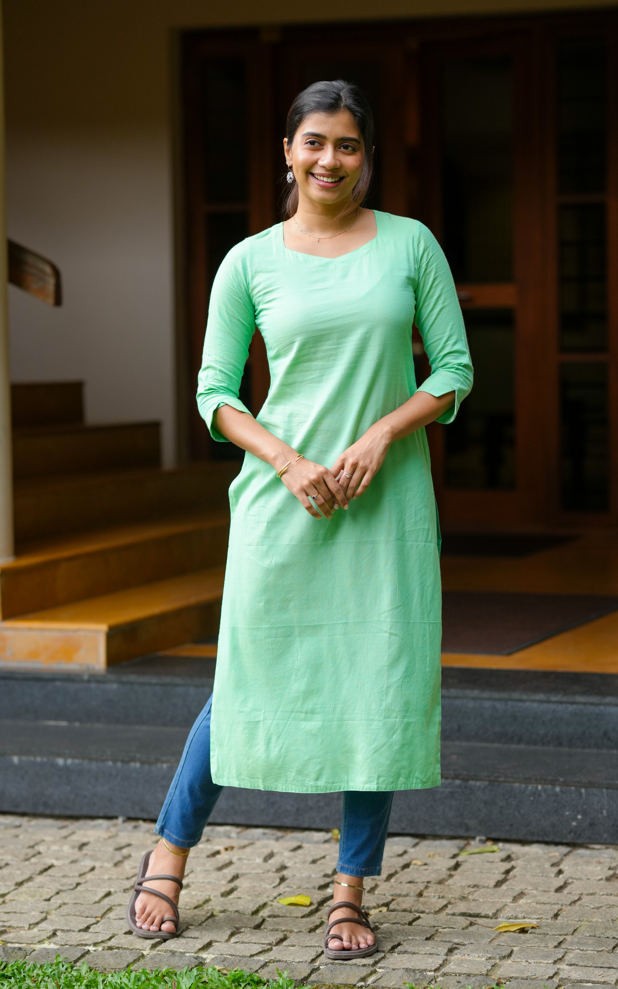 Designed for all-day wear, this ethnic dress adds a refined touch to your everyday wardrobe