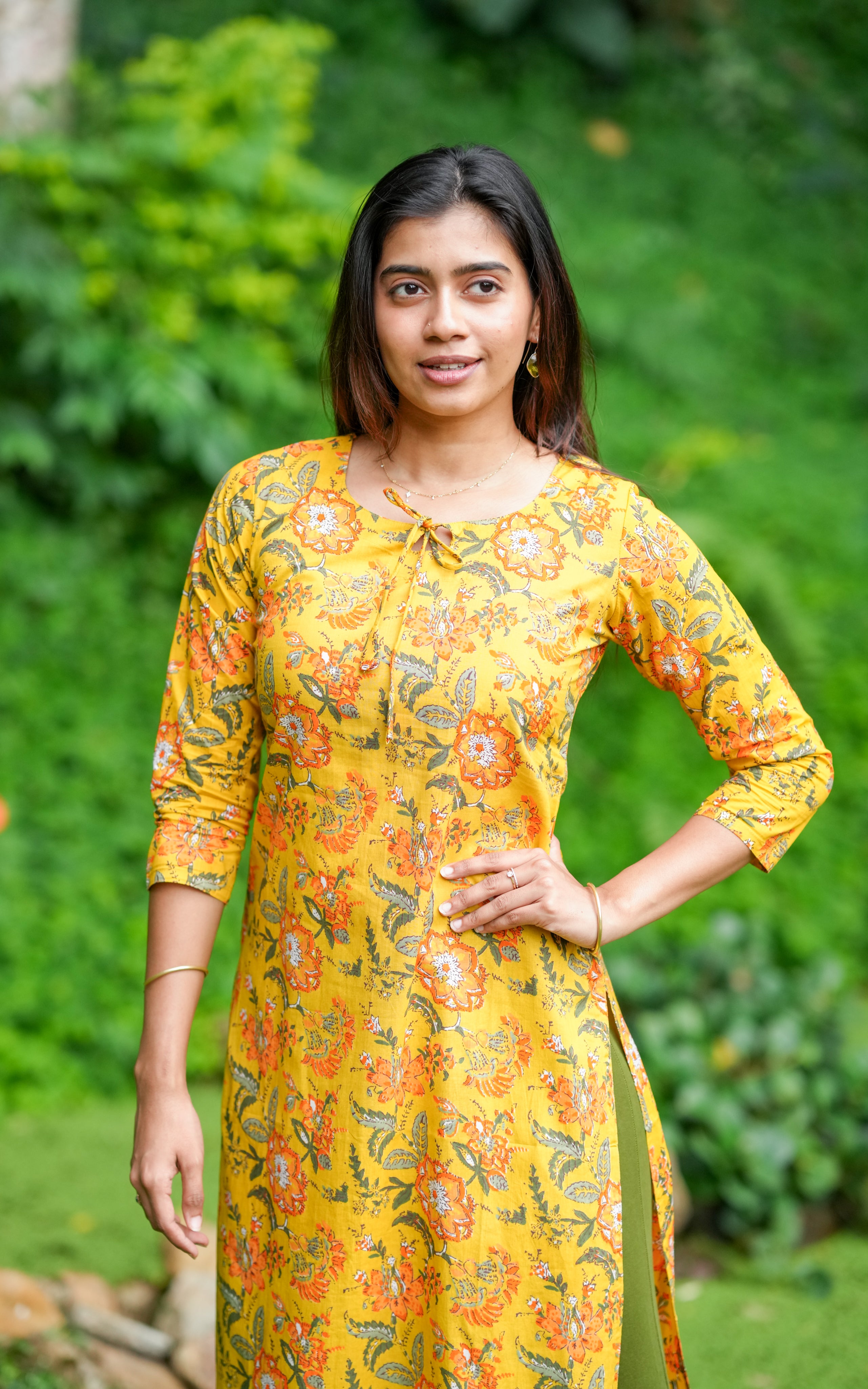  Ideal for women who prefer clean ethnic silhouettes over heavy layers.