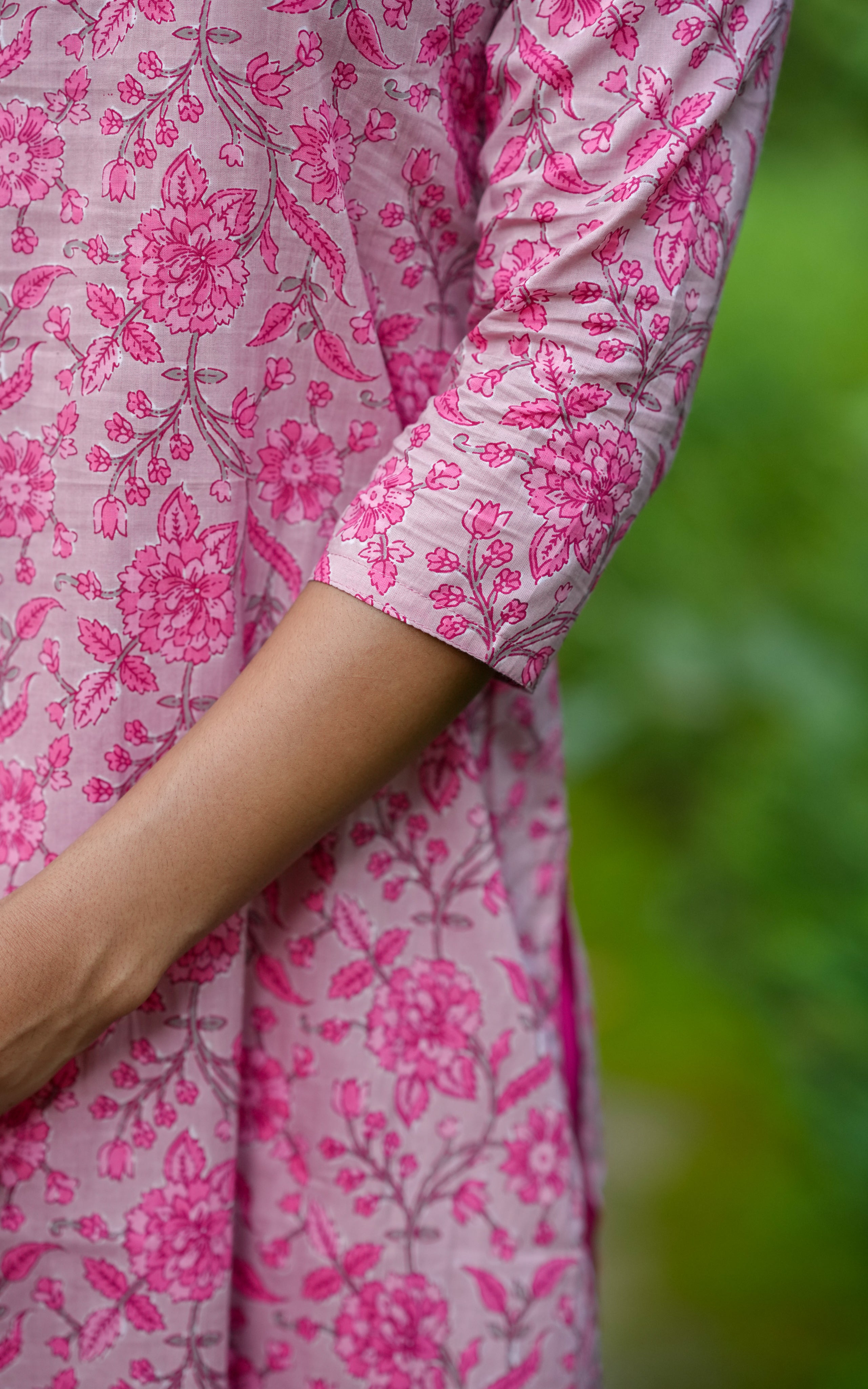 Made for comfort and crafted with care, this ethnic outfit is your new all-day favorite