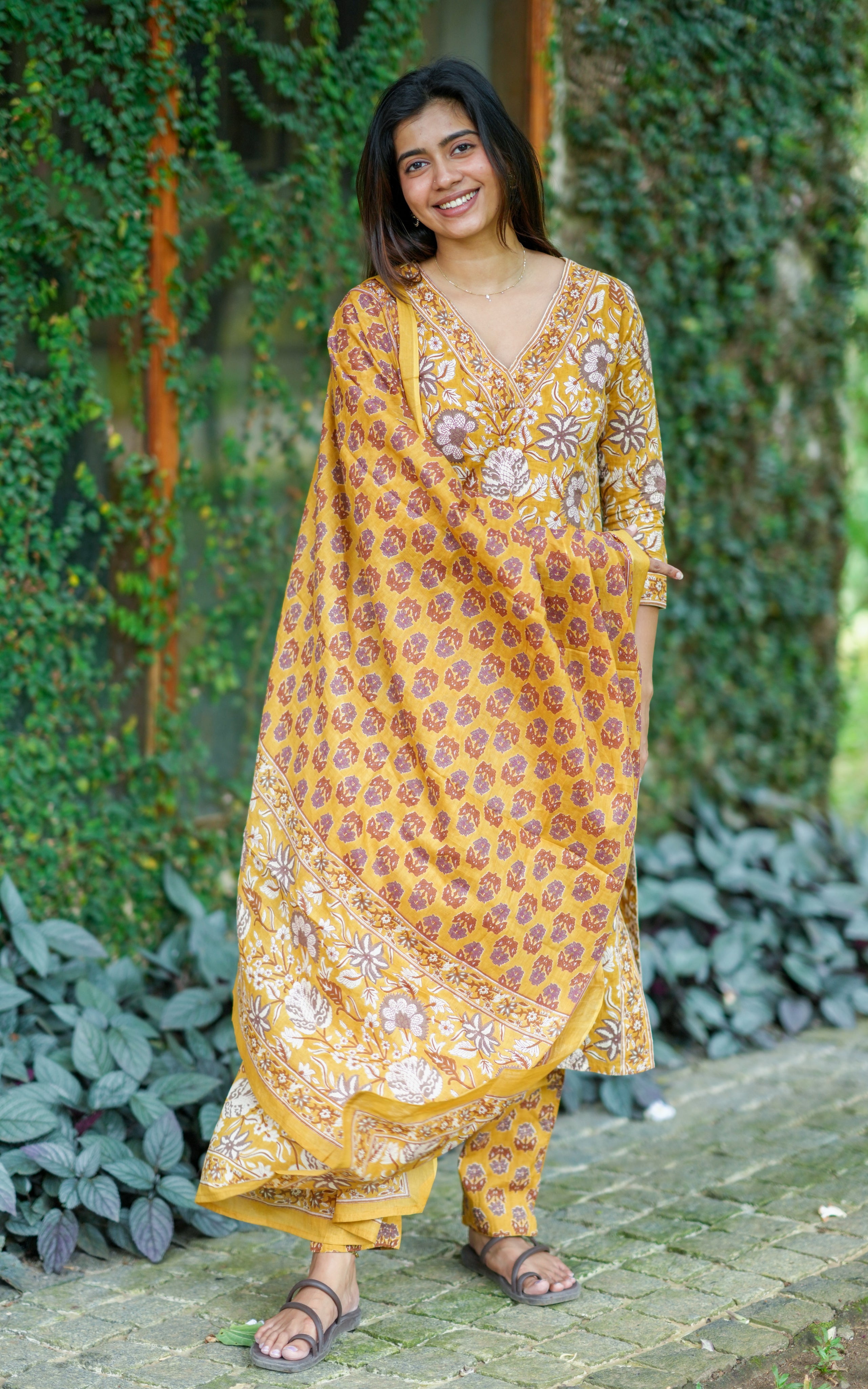 Long kurti with pants