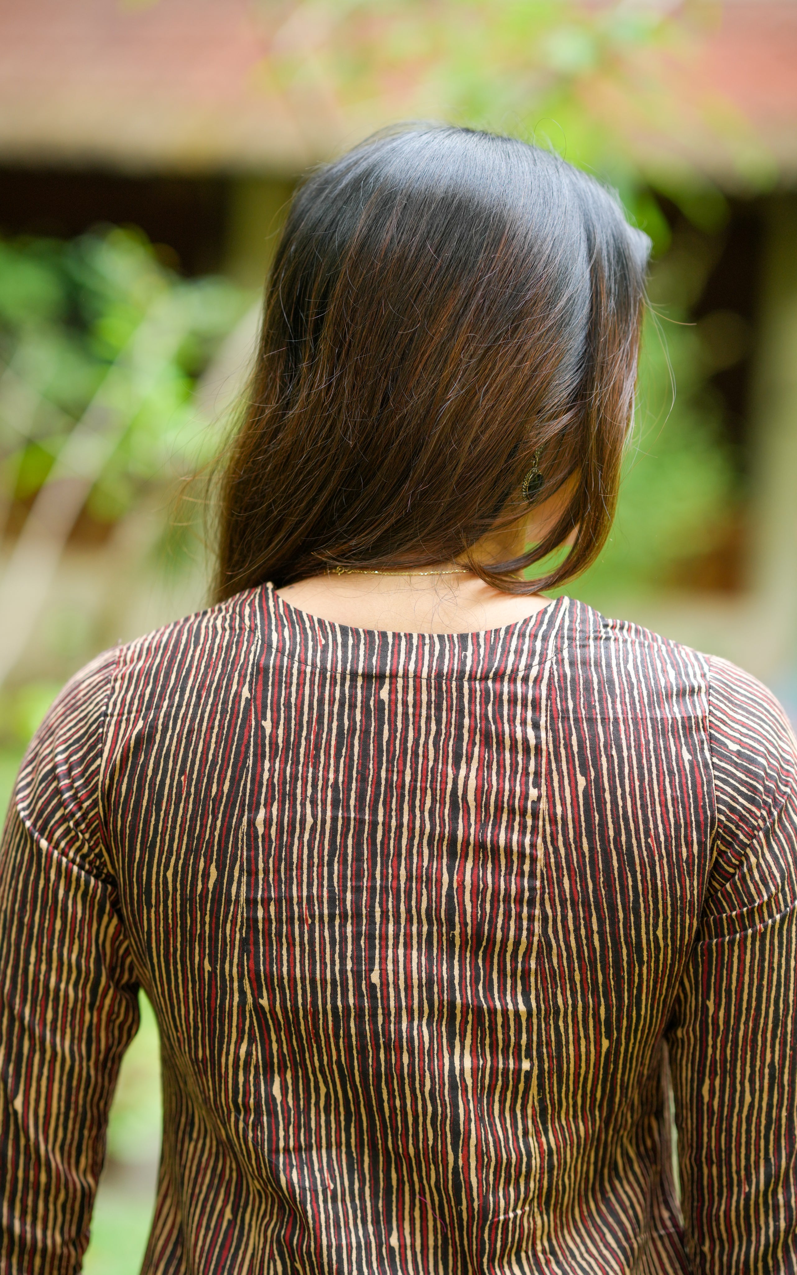 Simple ethnic wear