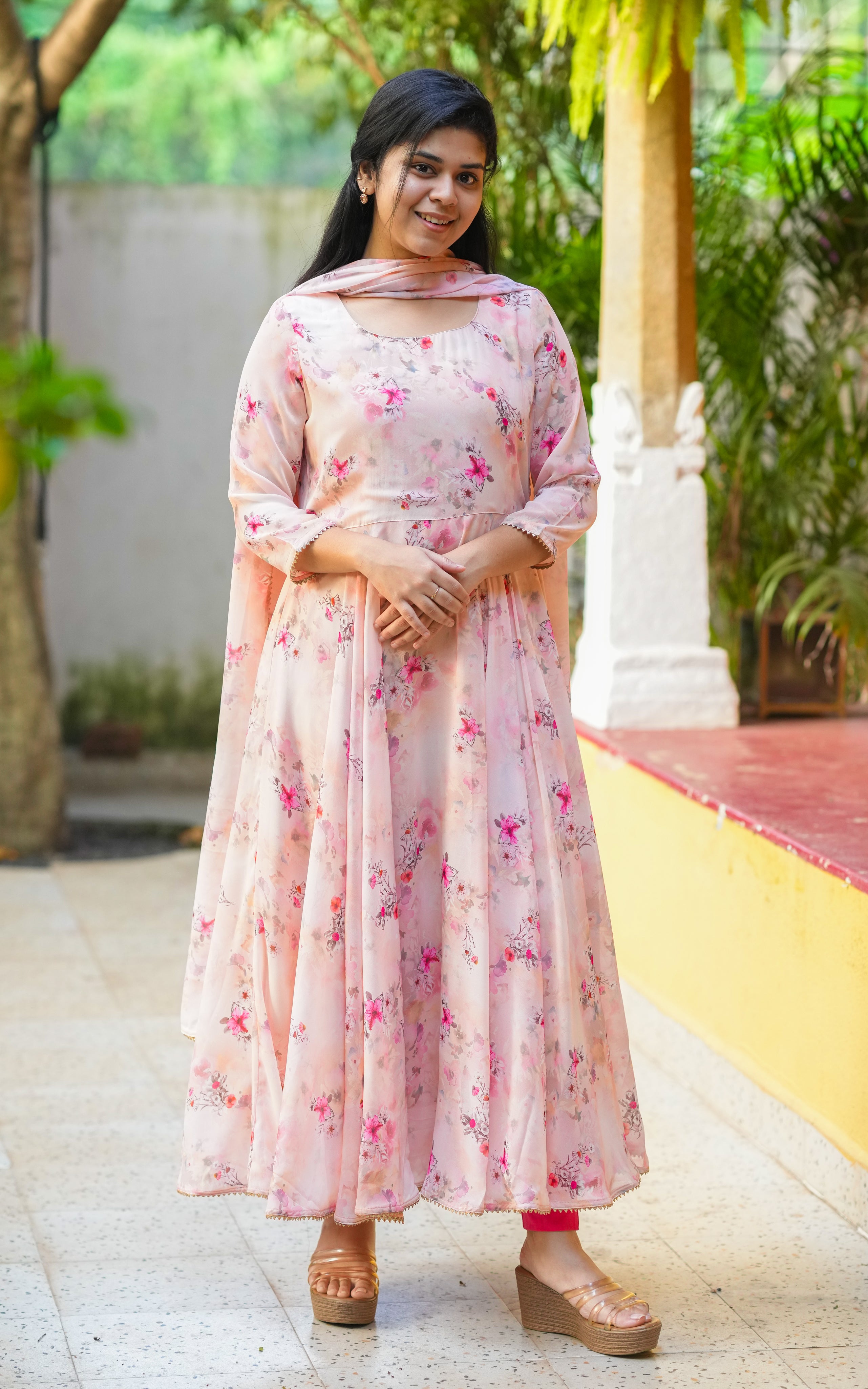 Instore - Peach Color Georgette Full Flared Anarkali Kurti with Dupatta and  Butter Crepe Lining 