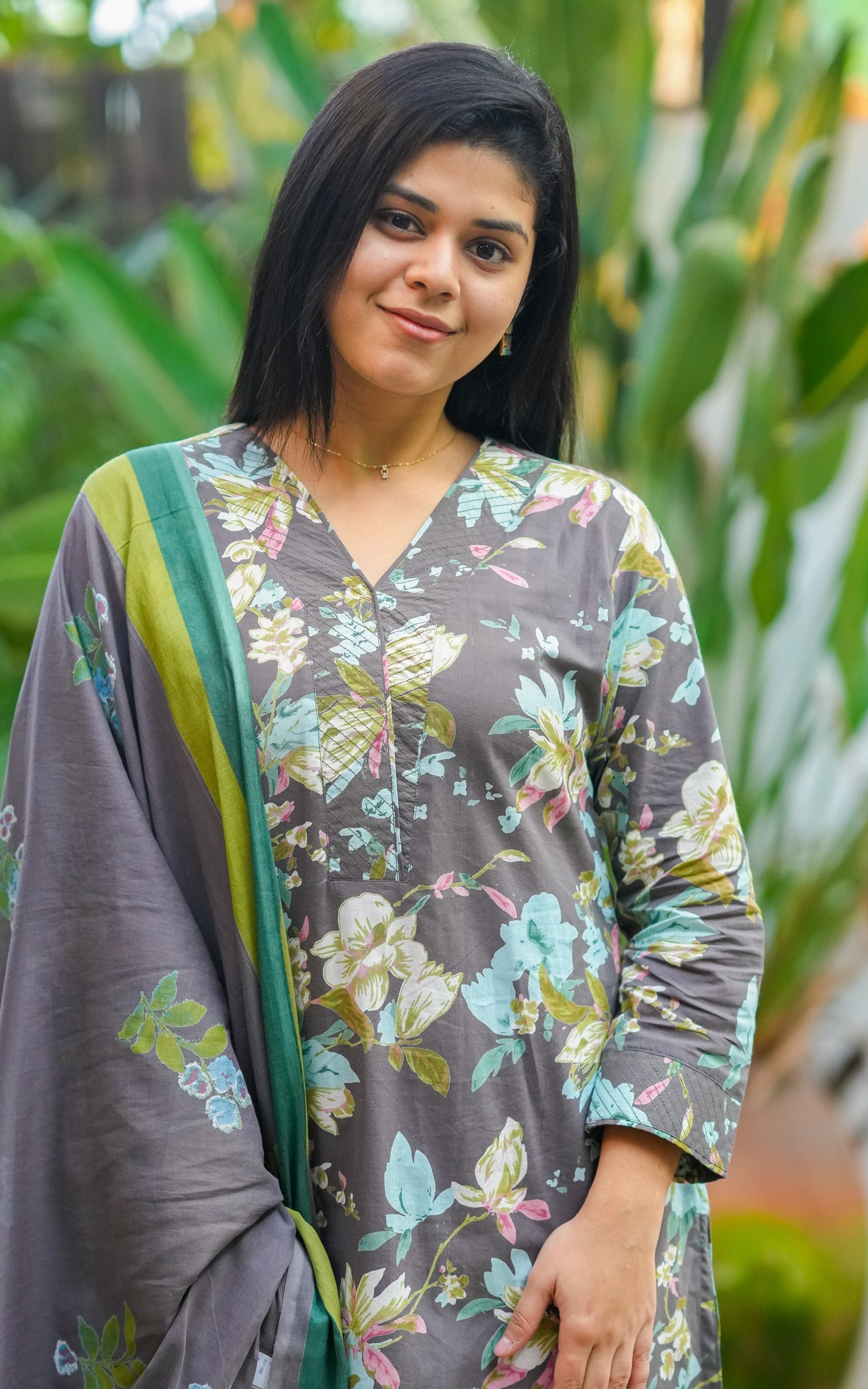 Floral Print Aline Kurti Featuring a V Neckline