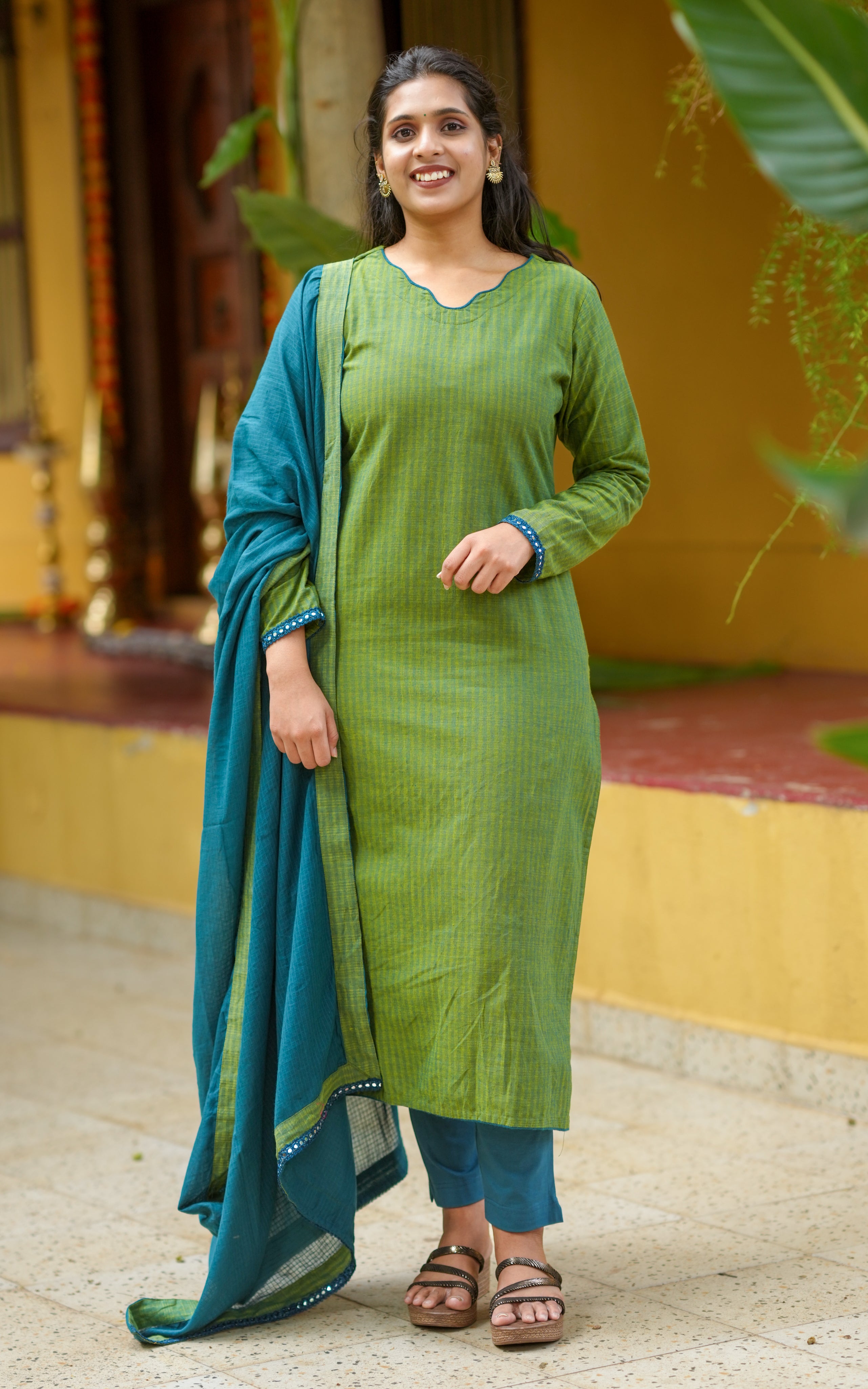 Hemaprabha (Kurti+Dupatta)