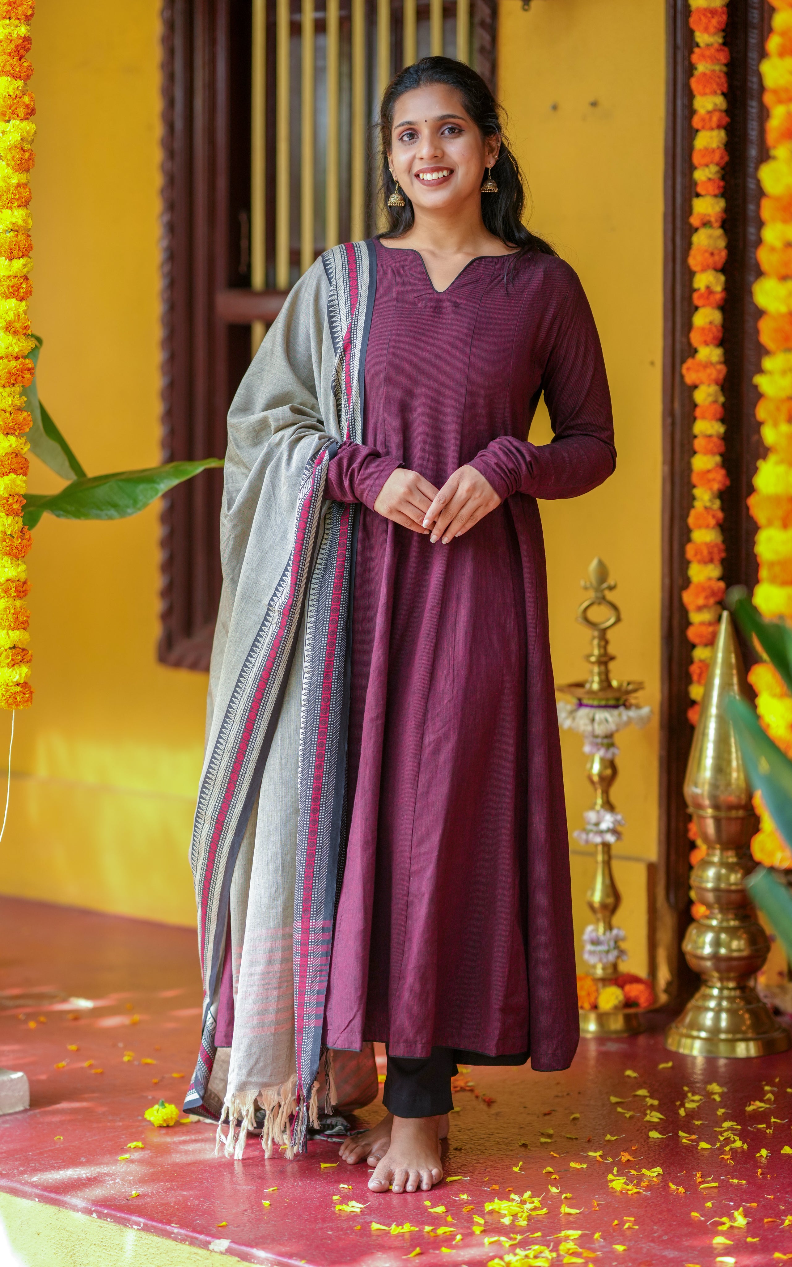 Menmozhi A (Kurti+Dupatta)