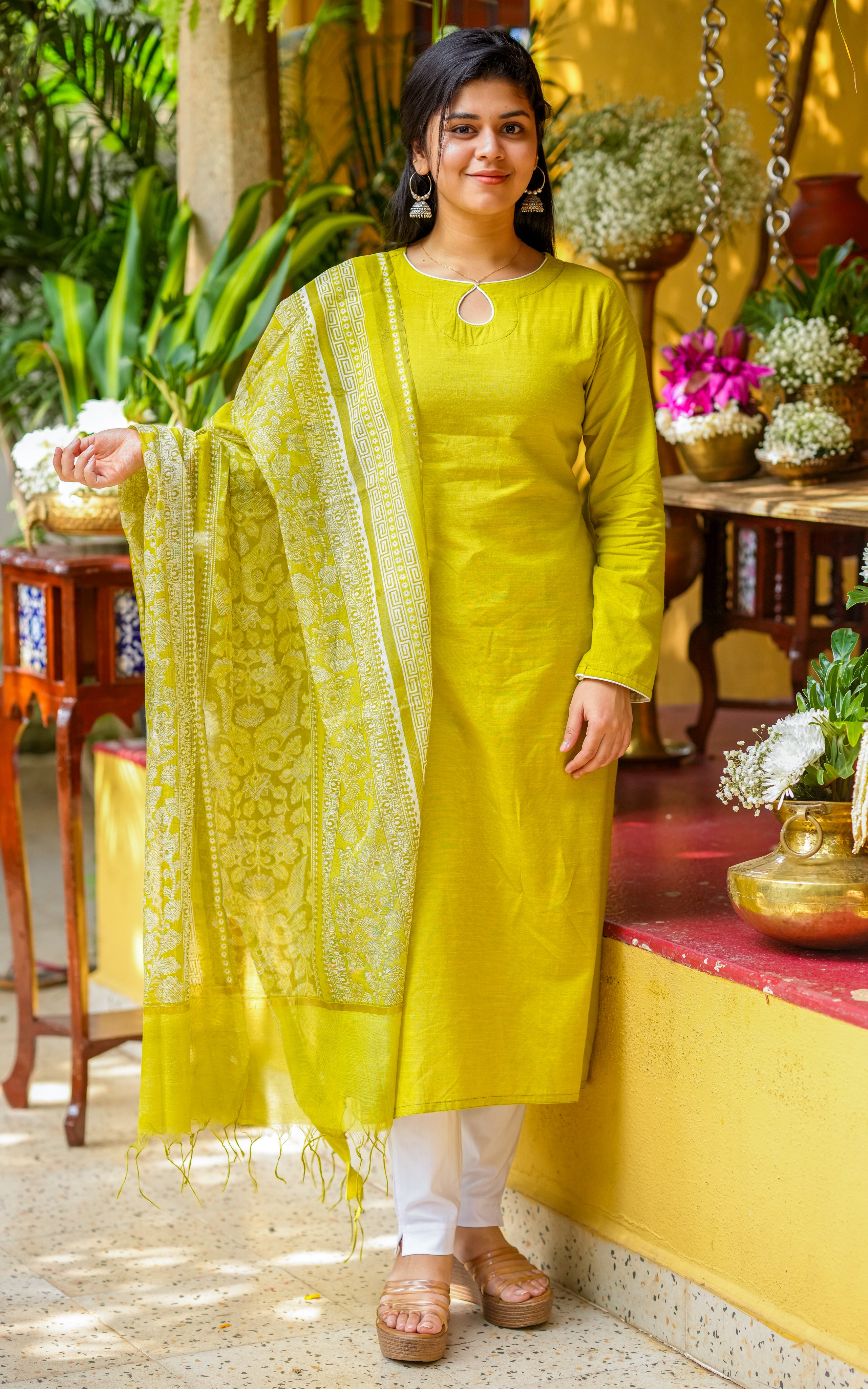 Thamizhmagal (Kurti+Dupatta)