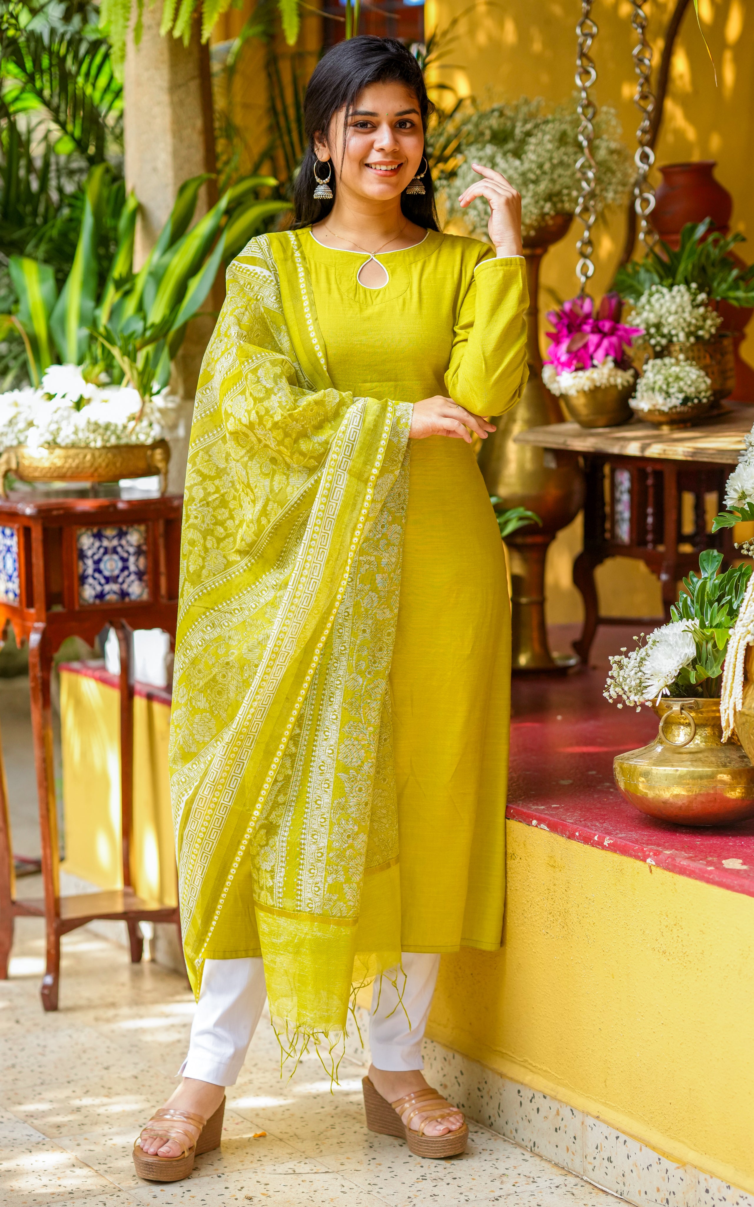 Thamizhmagal (Kurti+Dupatta)
