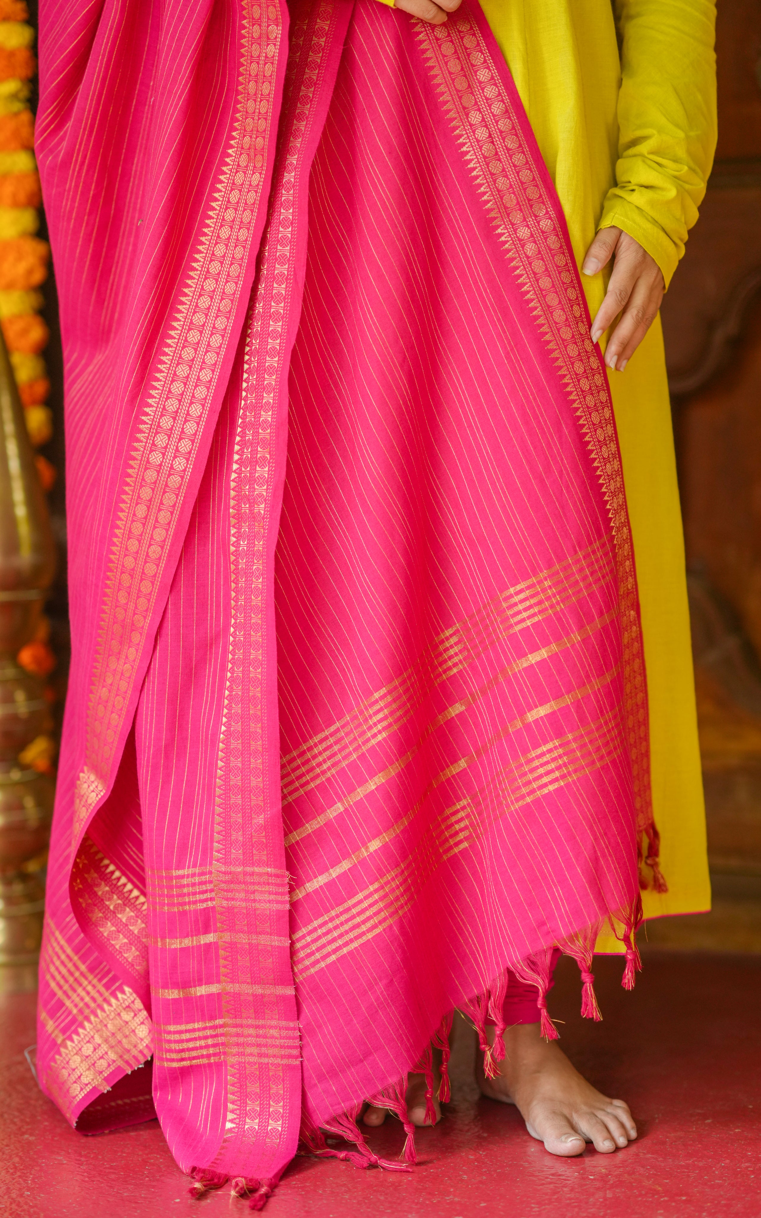 Menmozhi B (Kurti+Dupatta)