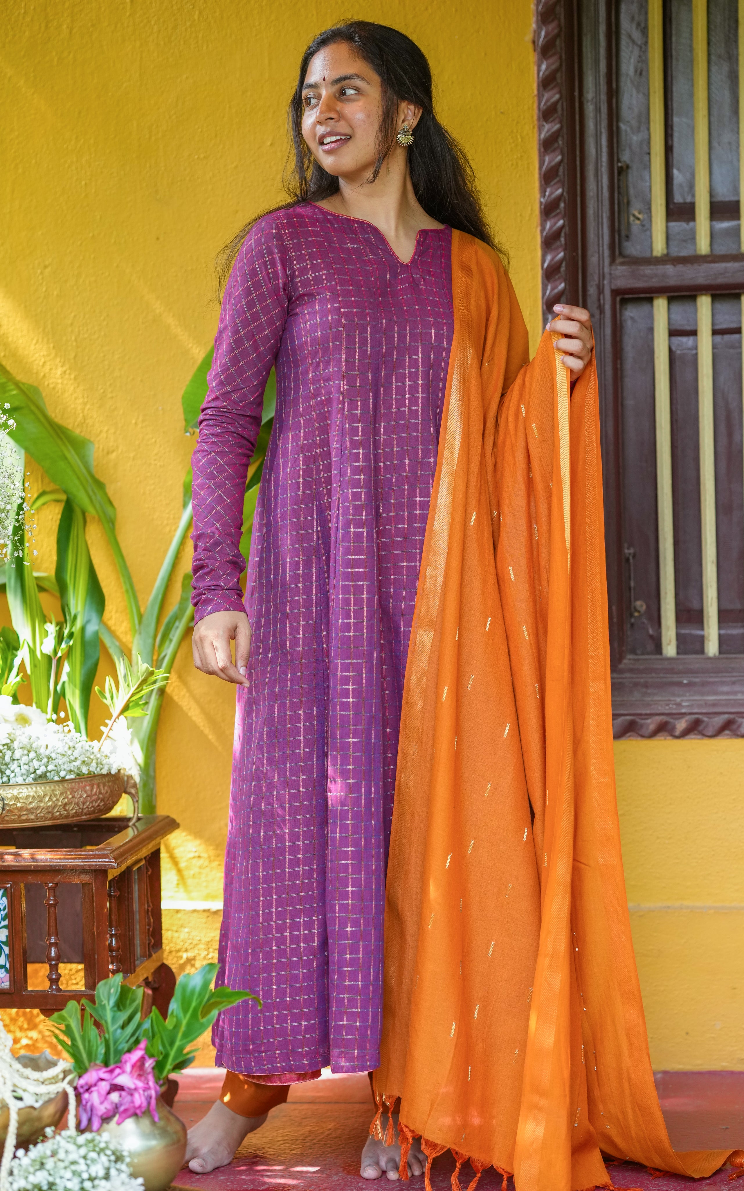 Menmozhi C (Kurti+Dupatta)