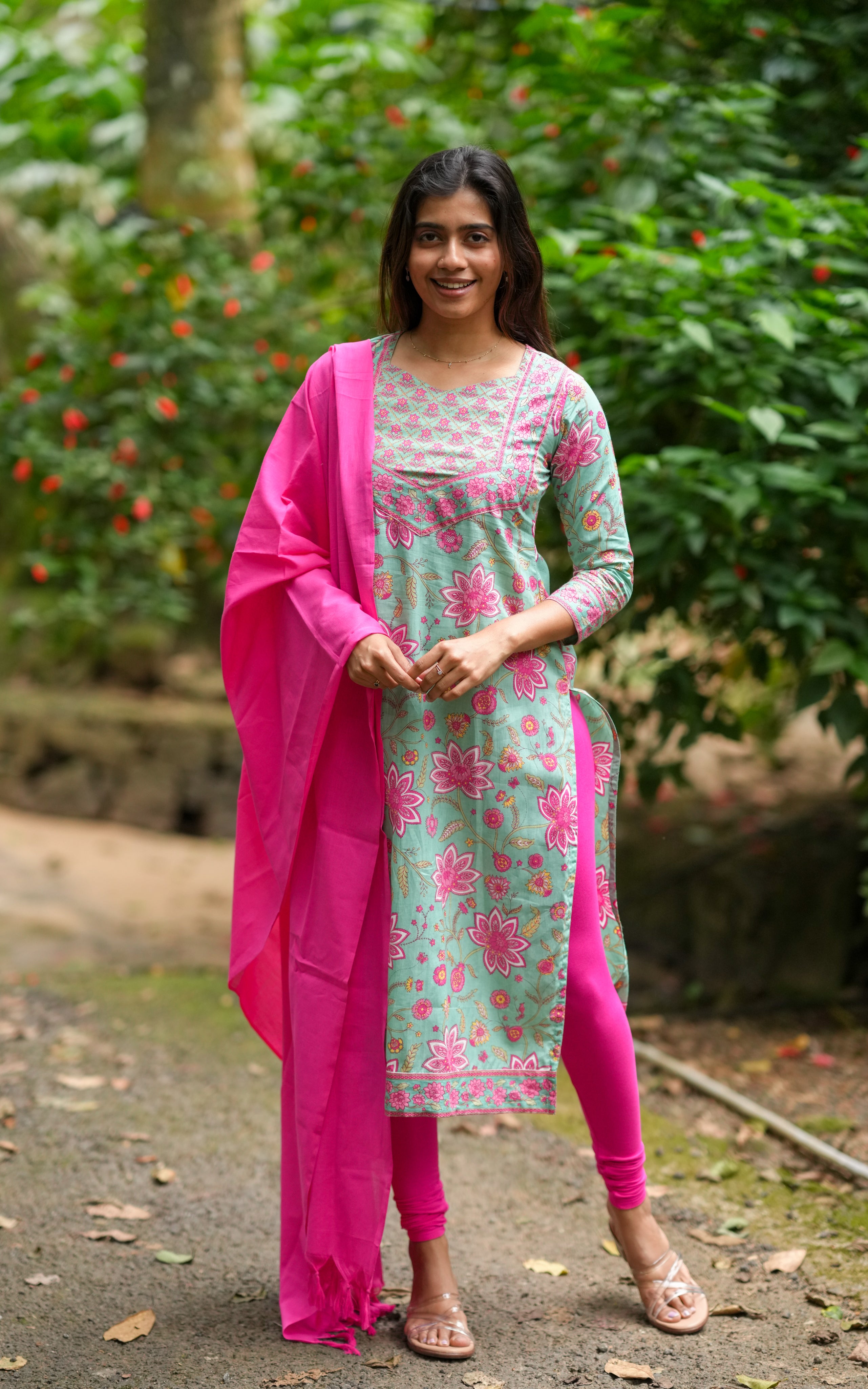 Straight-cut kurti set for women