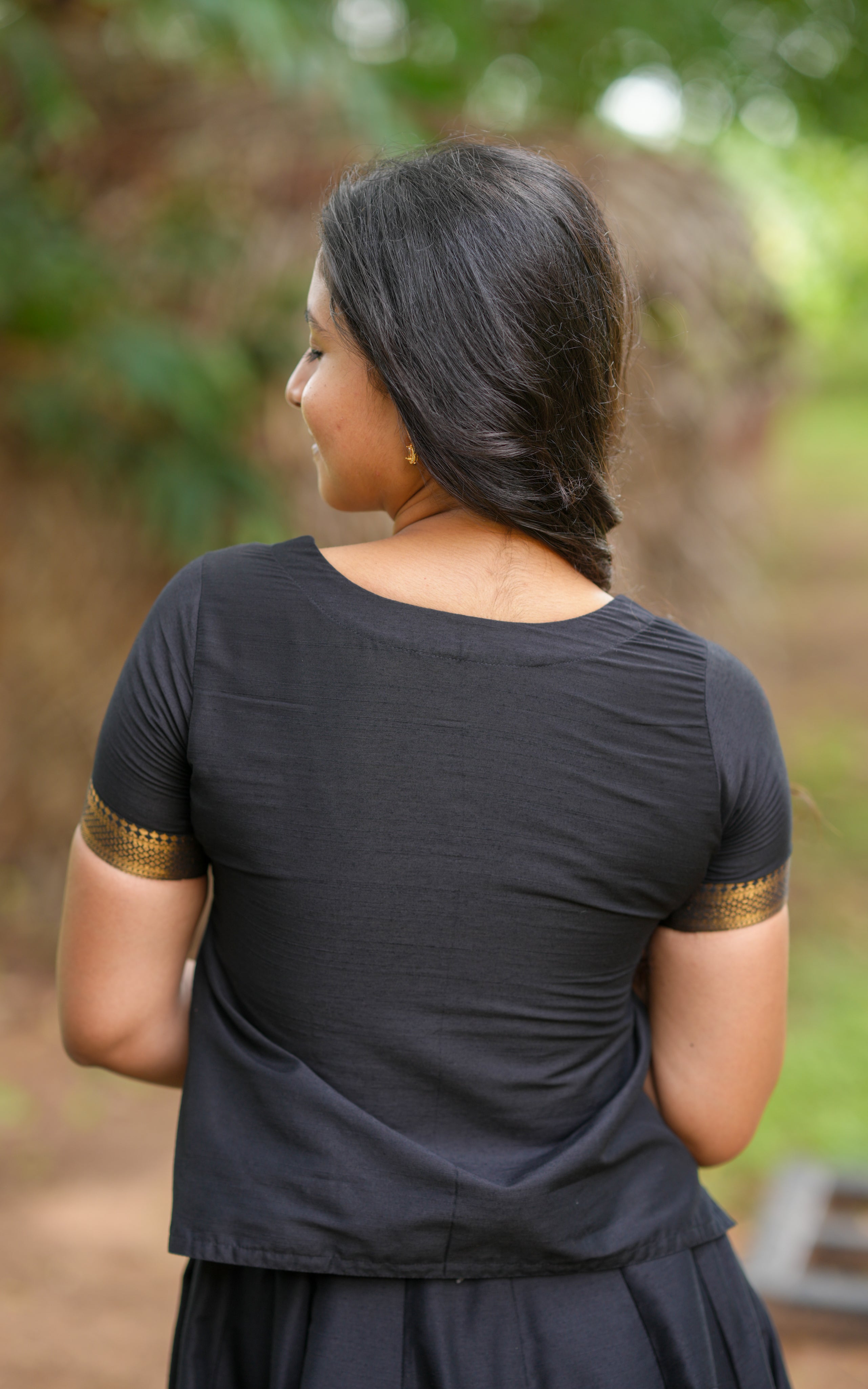 Sutri Varum Bhoomi Bhavana (Top+Skirt) (DELIVERY TIME 40-45 DAYS)