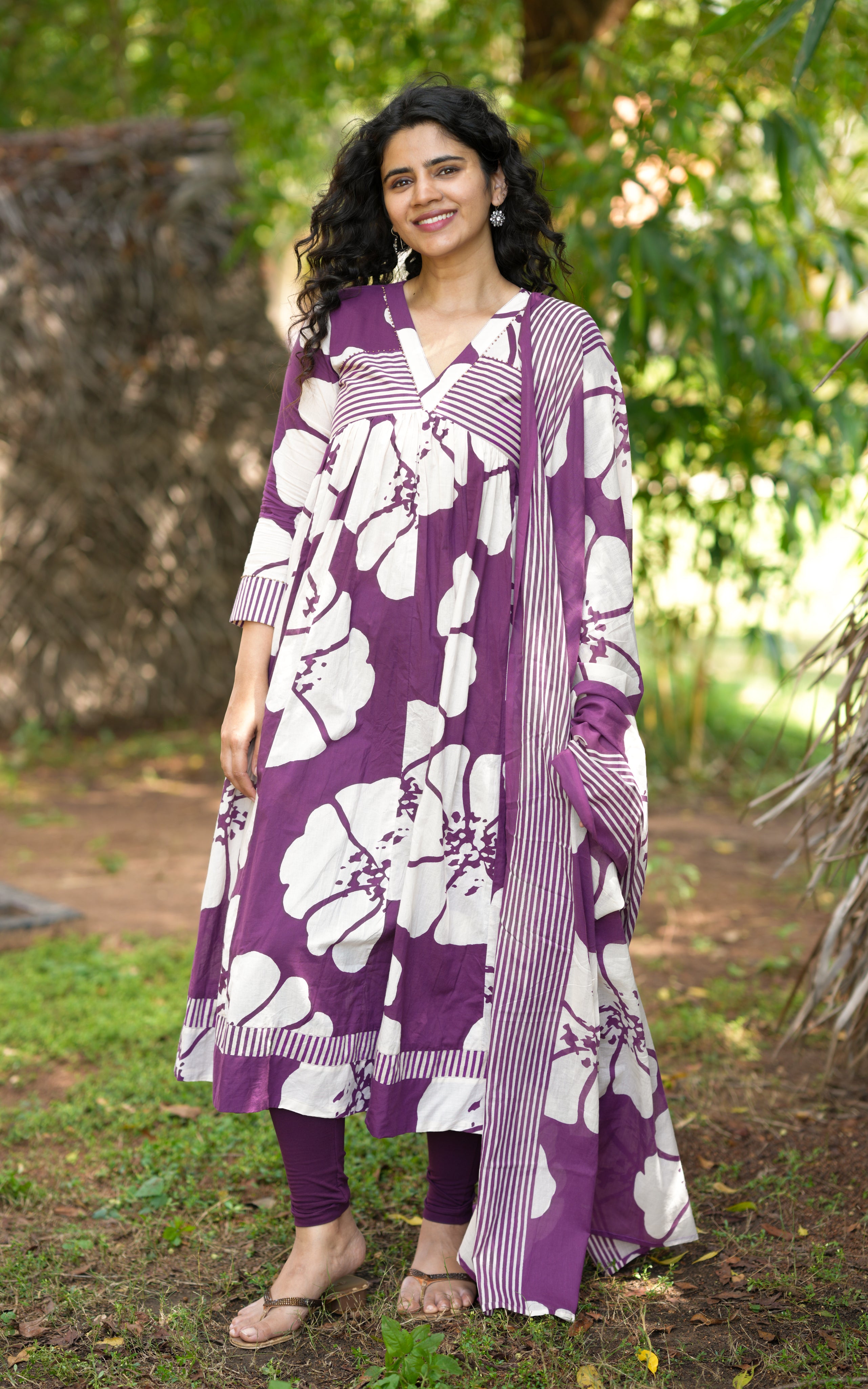 Nirupama A (Kurti+Dupatta)