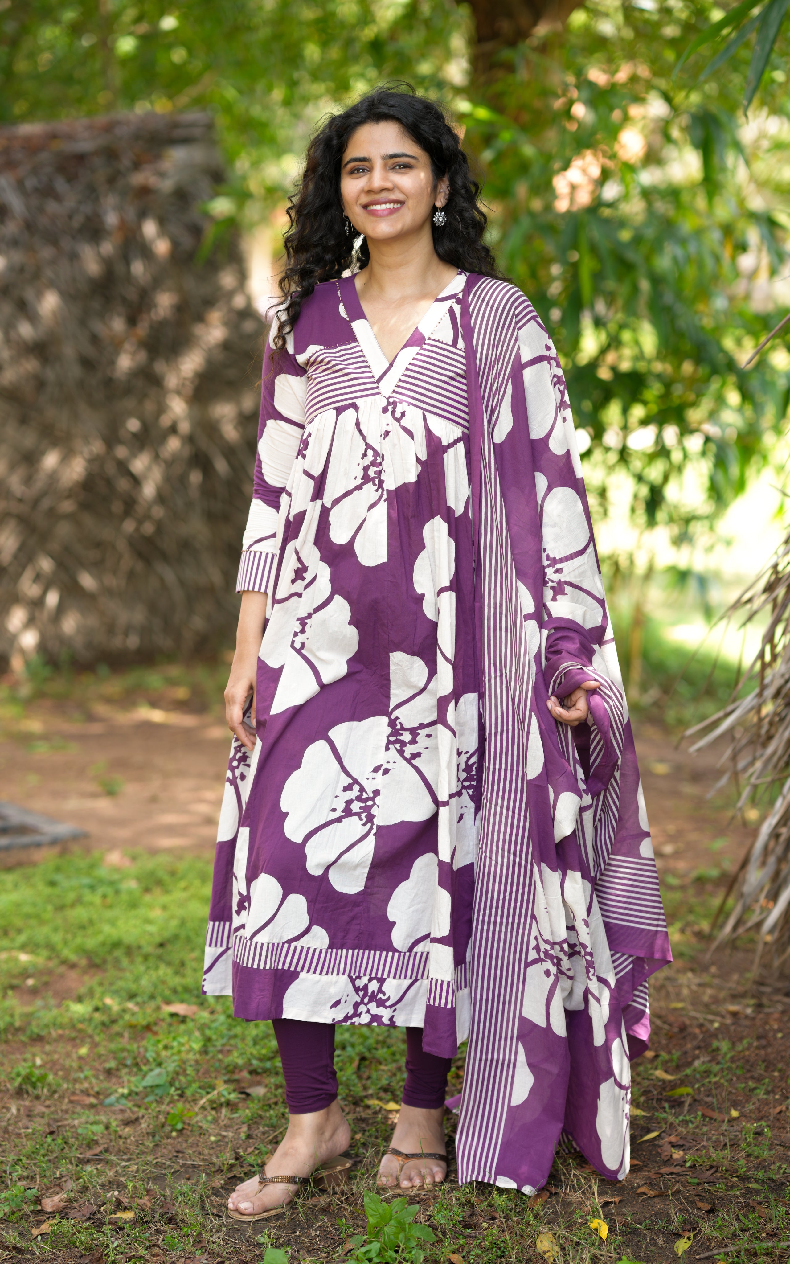 Nirupama A (Kurti+Dupatta)