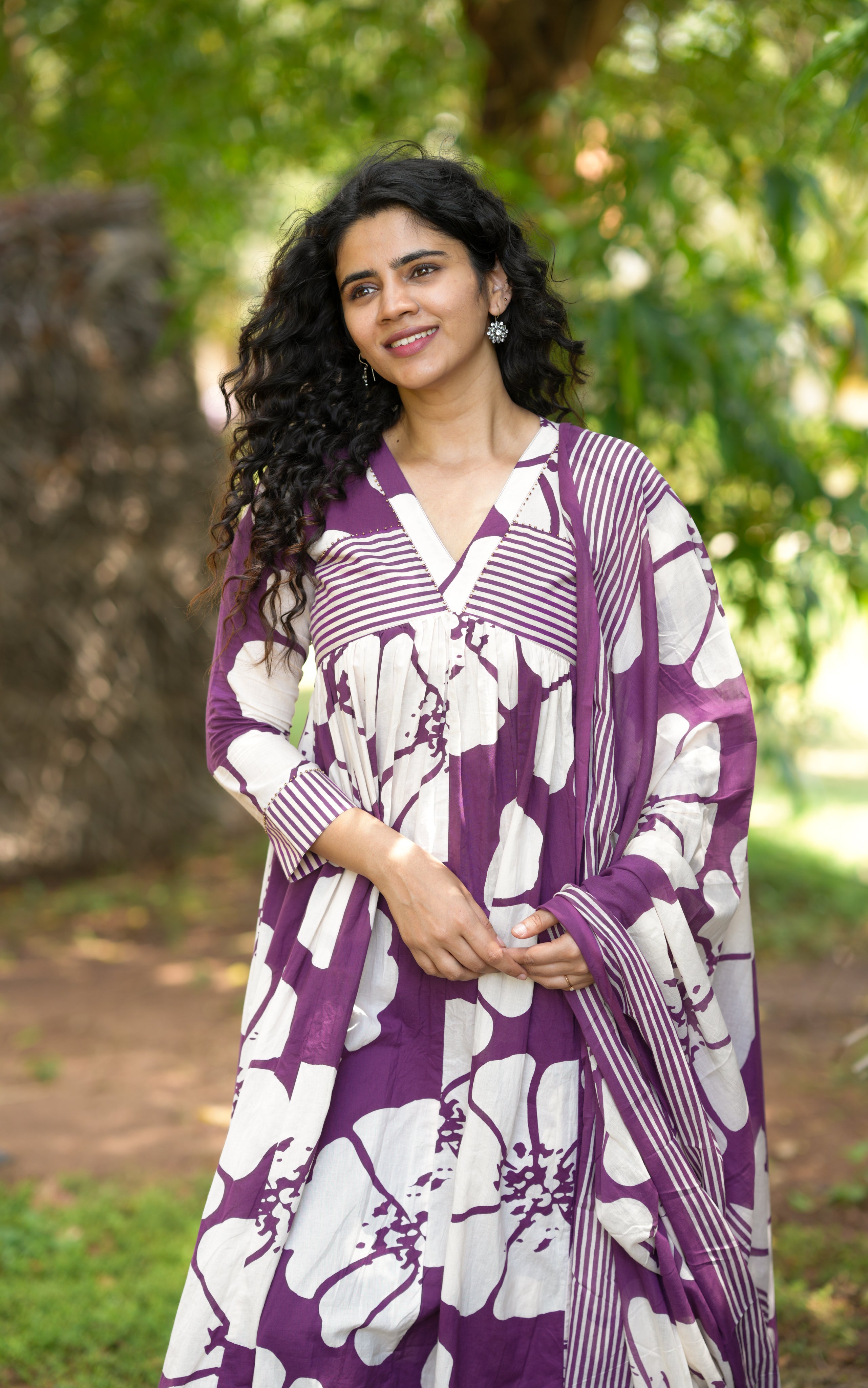 Nirupama A (Kurti+Dupatta)